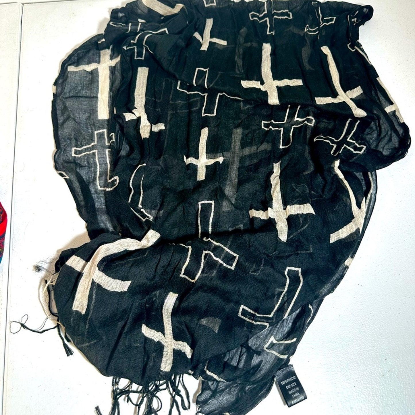 Black and White Cross Pattern Scarf