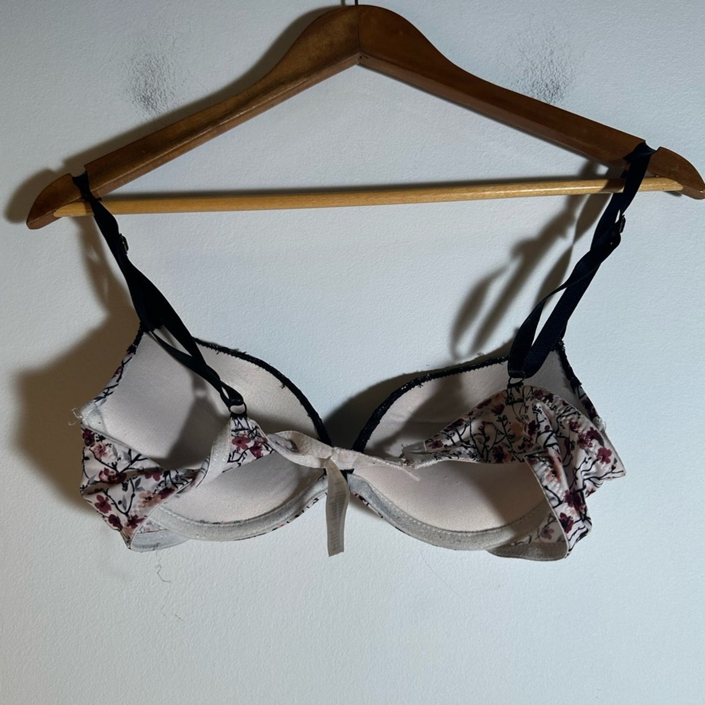 Marilyn Monroe Black and Red Lace Bra