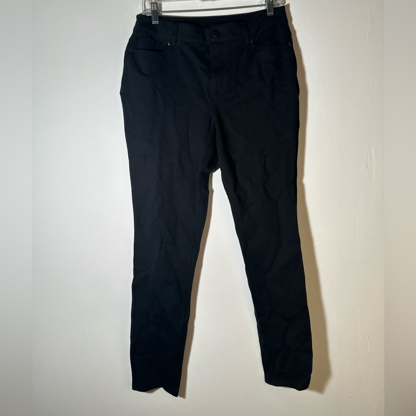 Women’s Mid Rise Black Pants