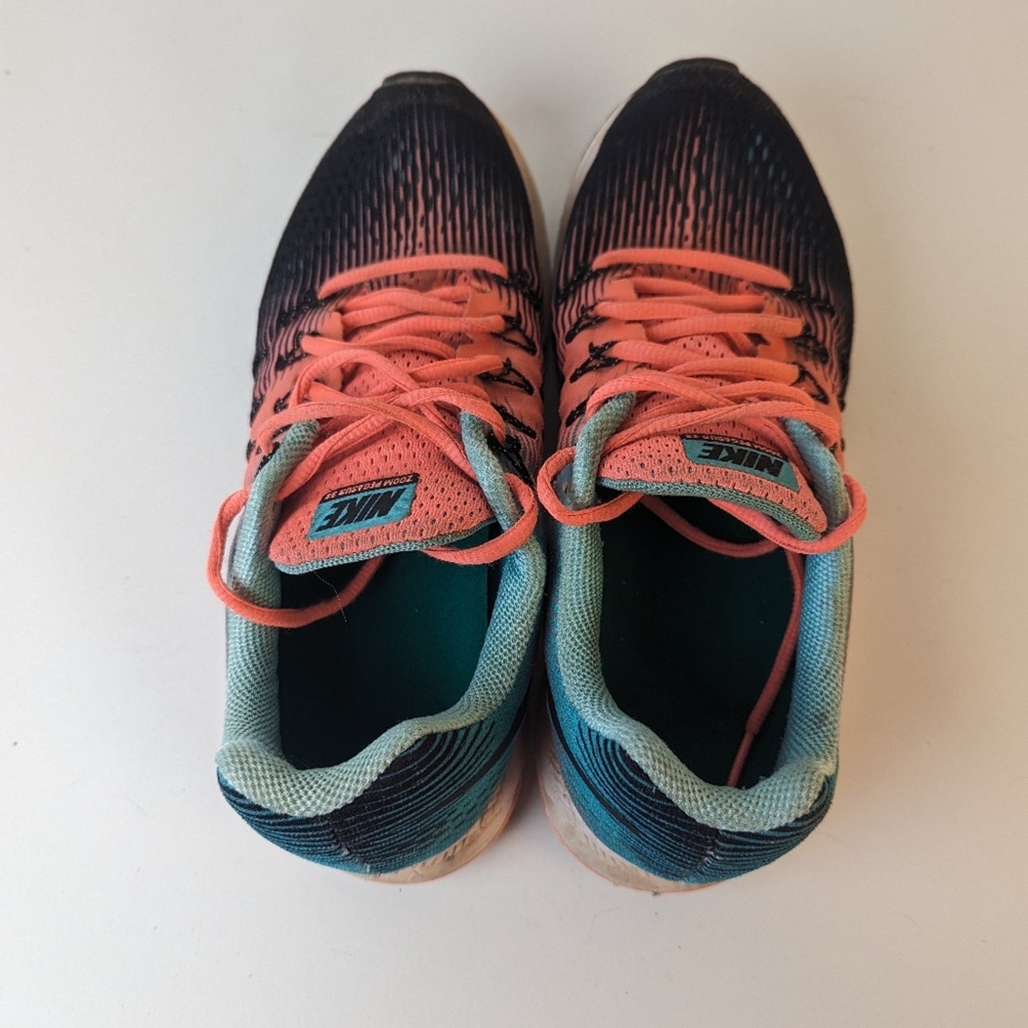 Nike Air Zoom Pegasus 33 - 8.5