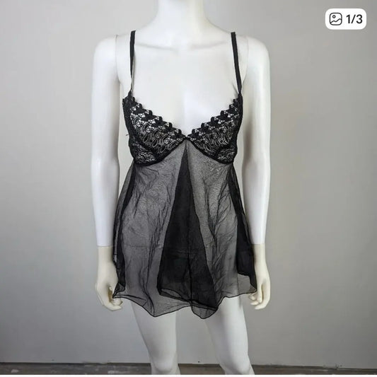 Elegant Black Lace Babydoll