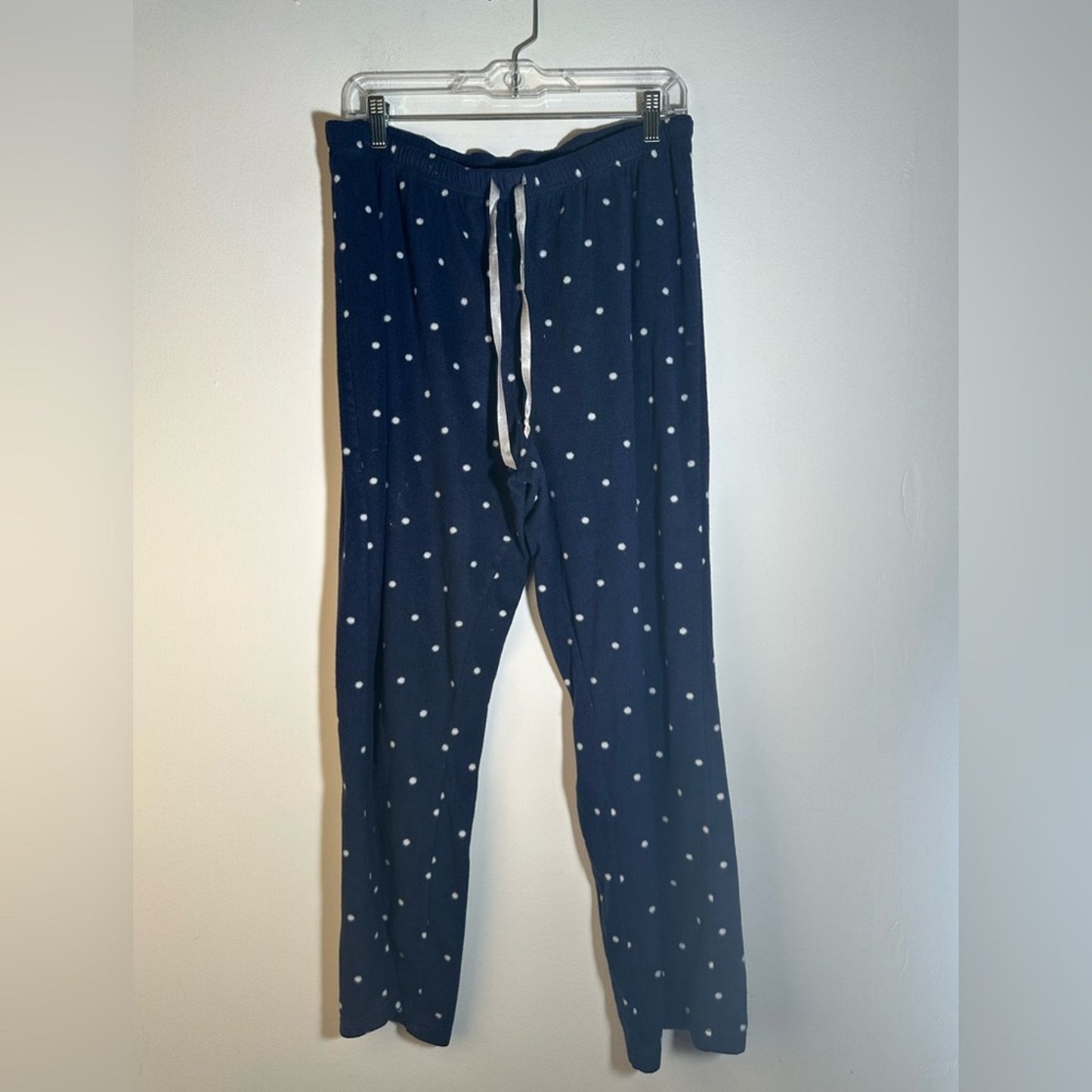 Croft & Barrow Pajama Set in Dark Blue with White Polka Dots