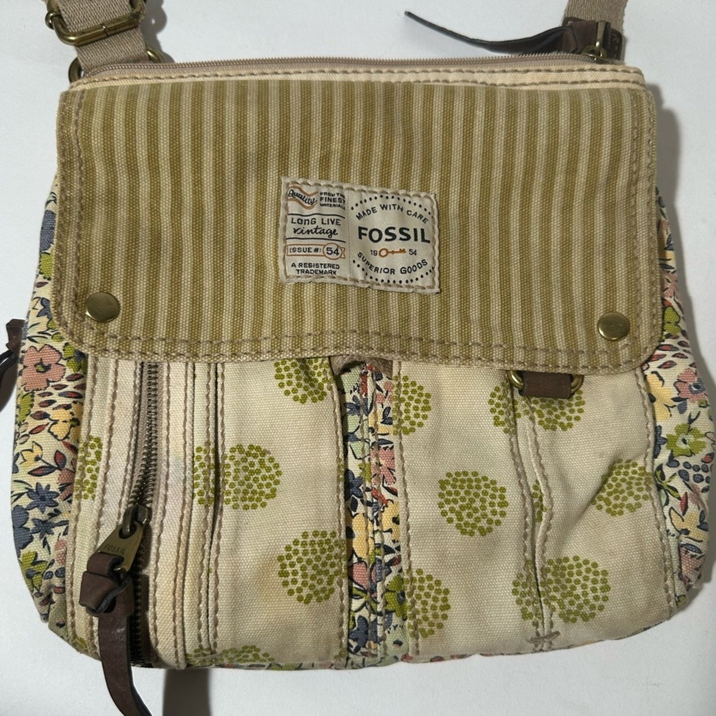 Fossil Cream and Tan Crossbody Bag with Adjustable Strap