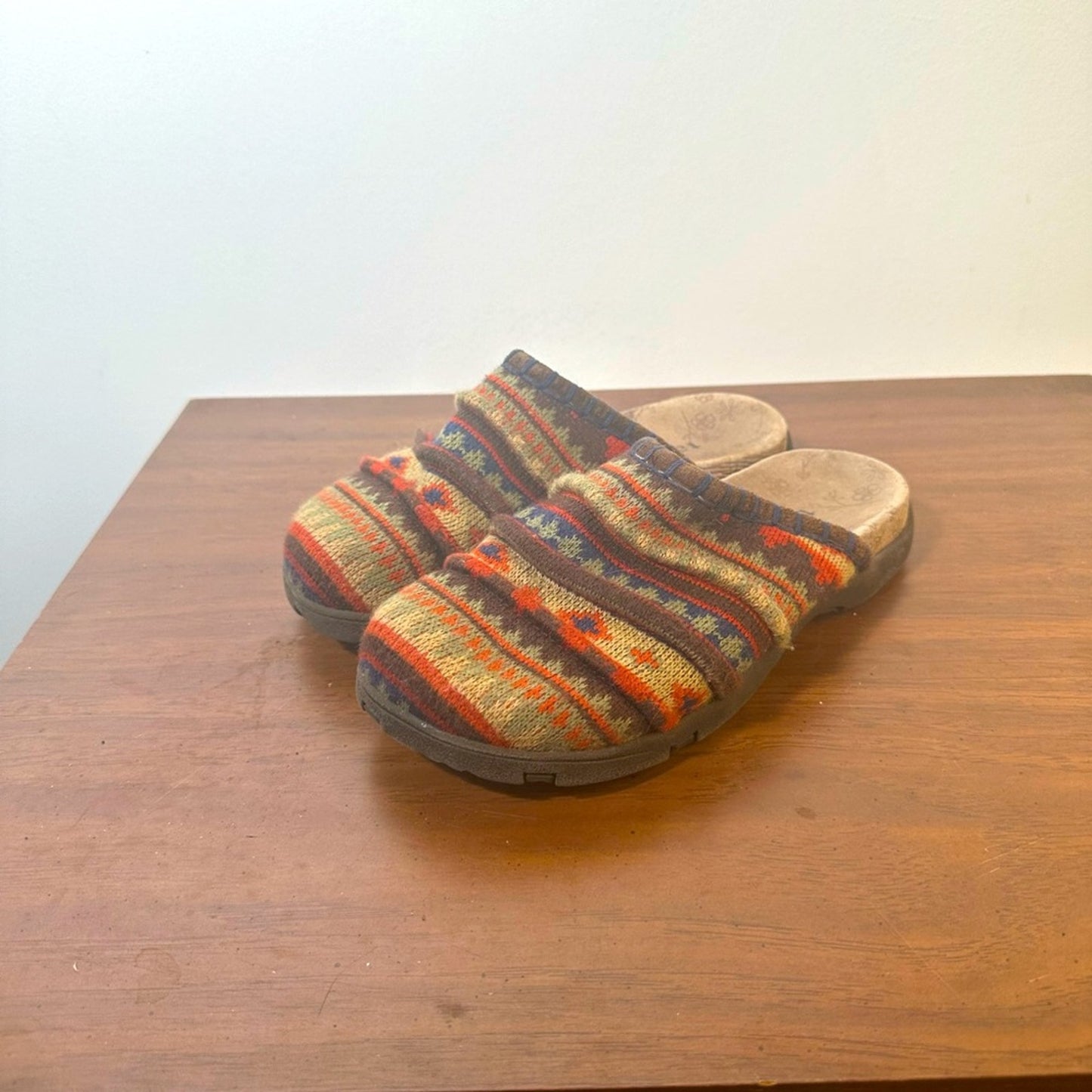 Taos Footwear Women's Multicolor Slip-On Shoes