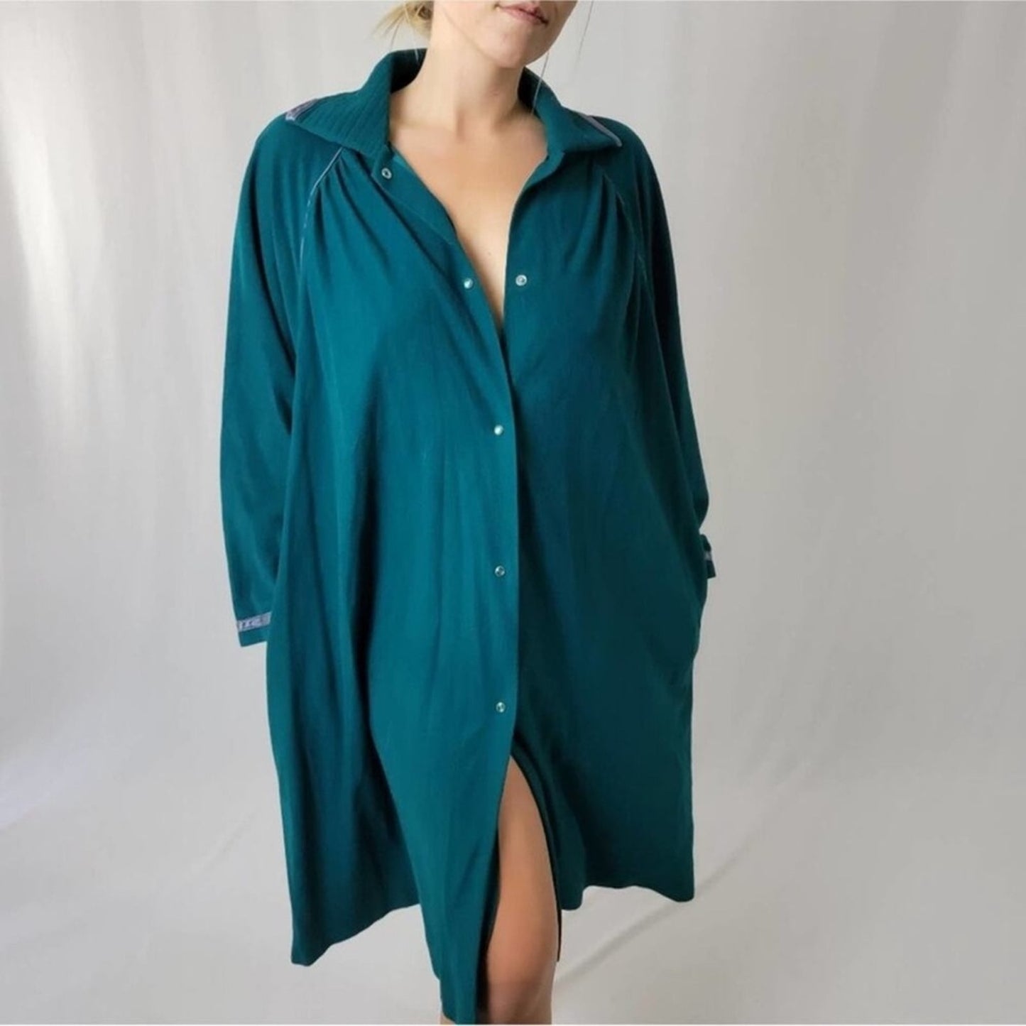 Vintage Vanity Fair Robe