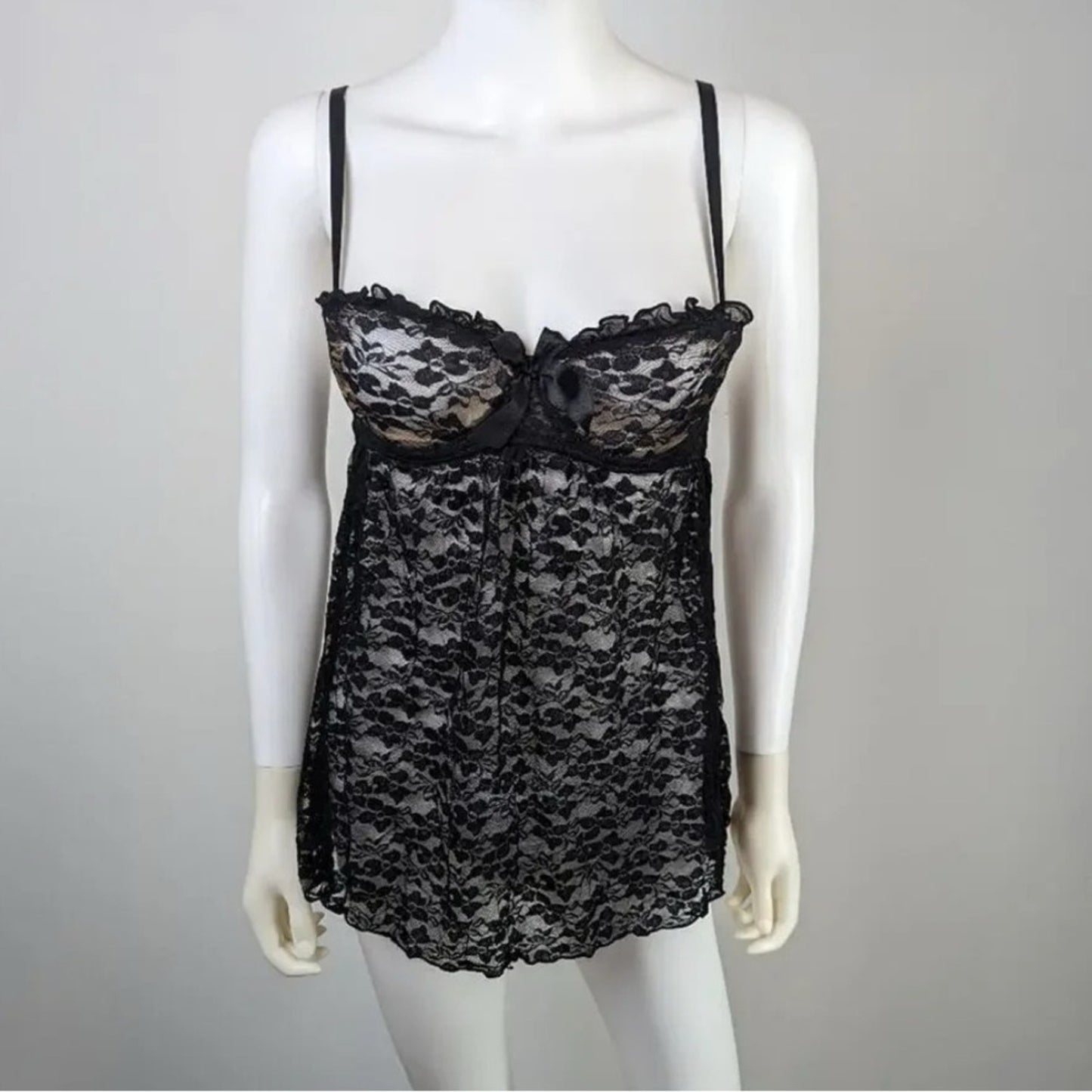 Elegant Black Lace Chemise