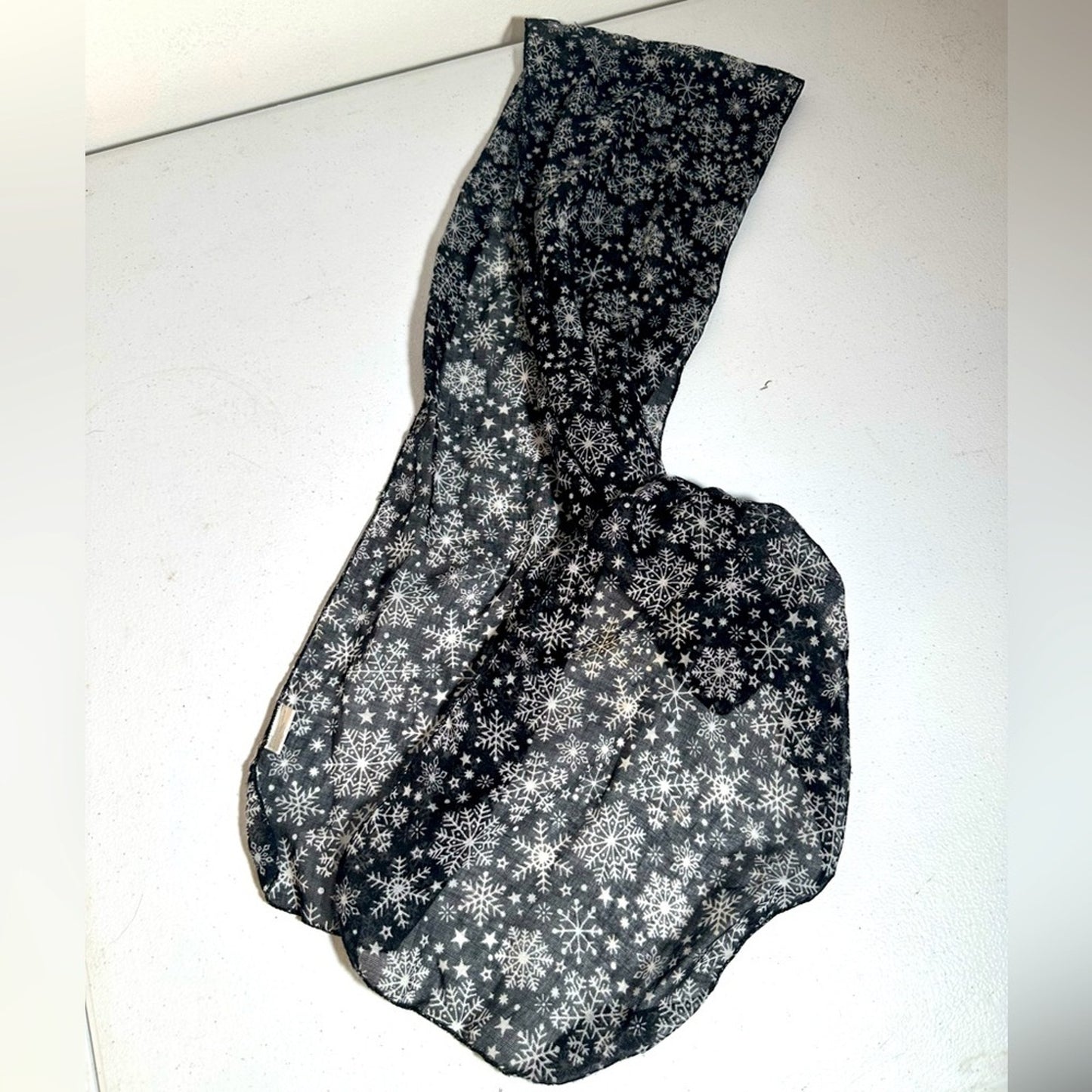 Black and White Snowflake Scarf
