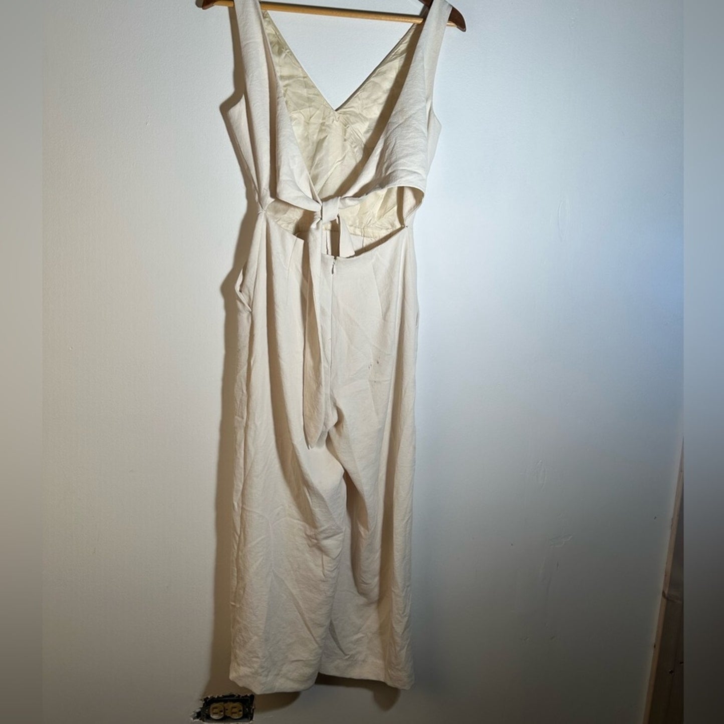 Aritzia Wilfred Cream Wide Leg Jumpsuit