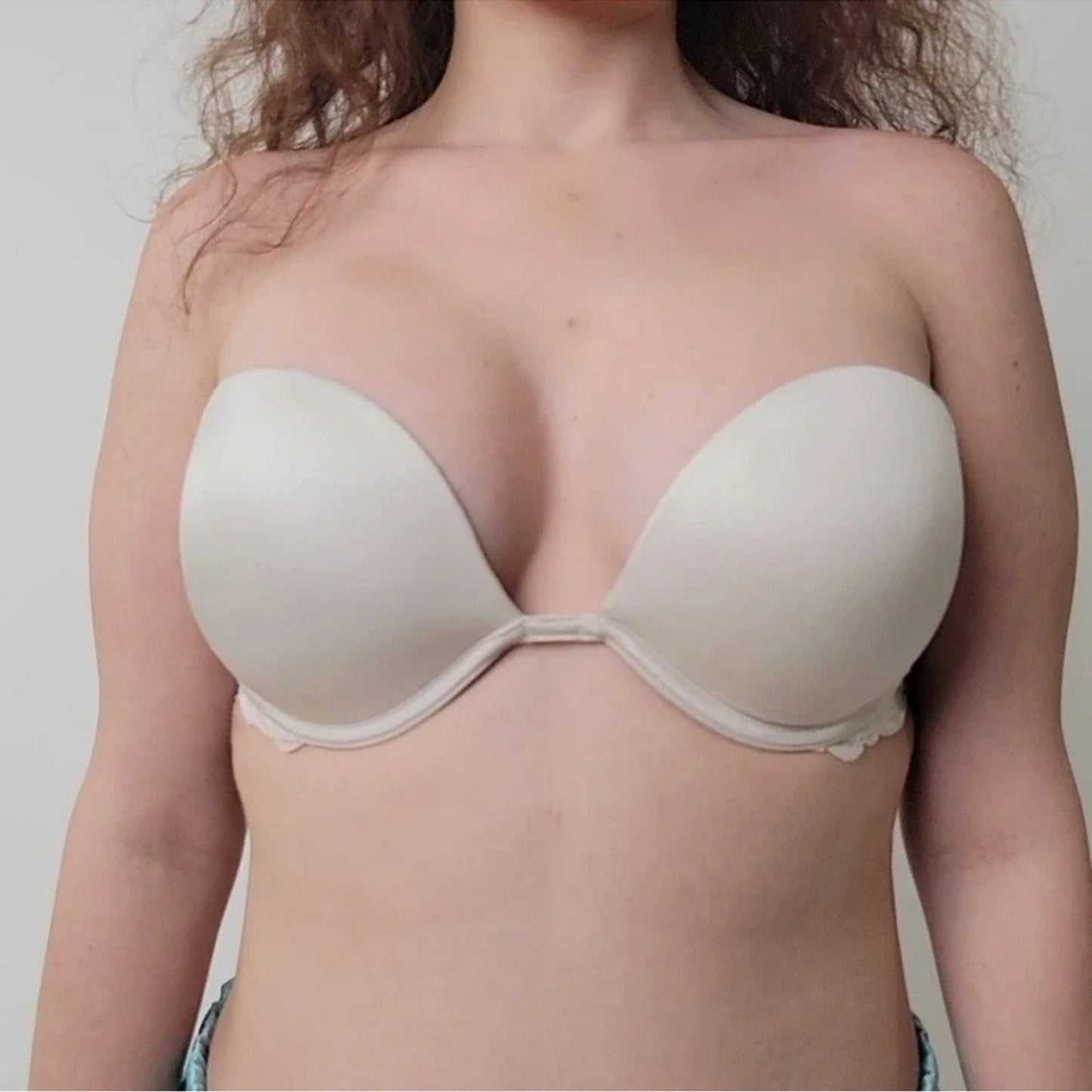 Pink Victoria’s Secret Elegant Cream Strapless Bra