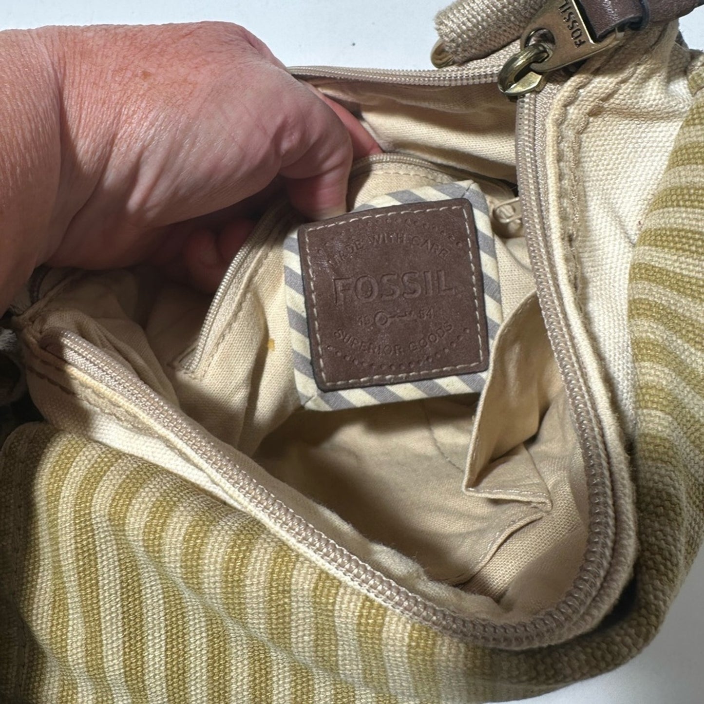 Fossil Cream and Tan Crossbody Bag with Adjustable Strap