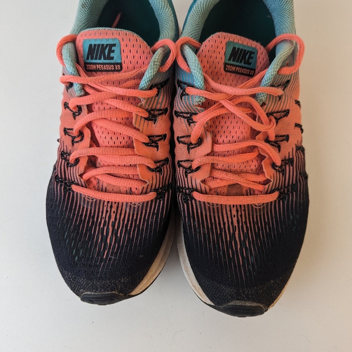 Nike Air Zoom Pegasus 33 - 8.5