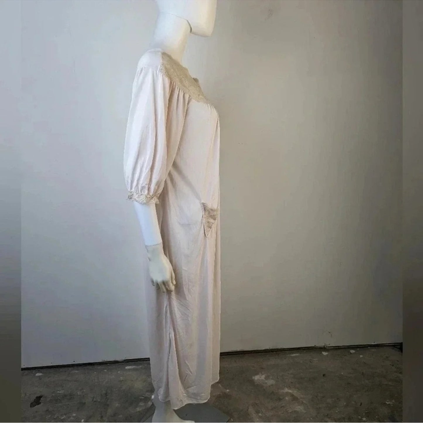 Frankie Simon Cream Lace Nightgown
