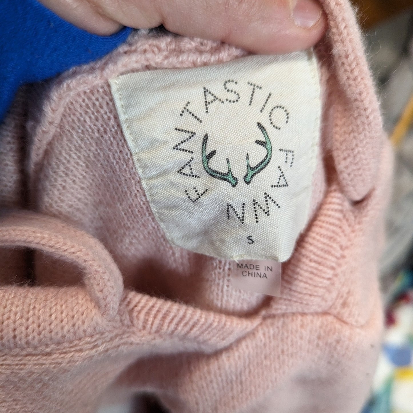 Fantastic Fawn Star Hooded Sweater - Small