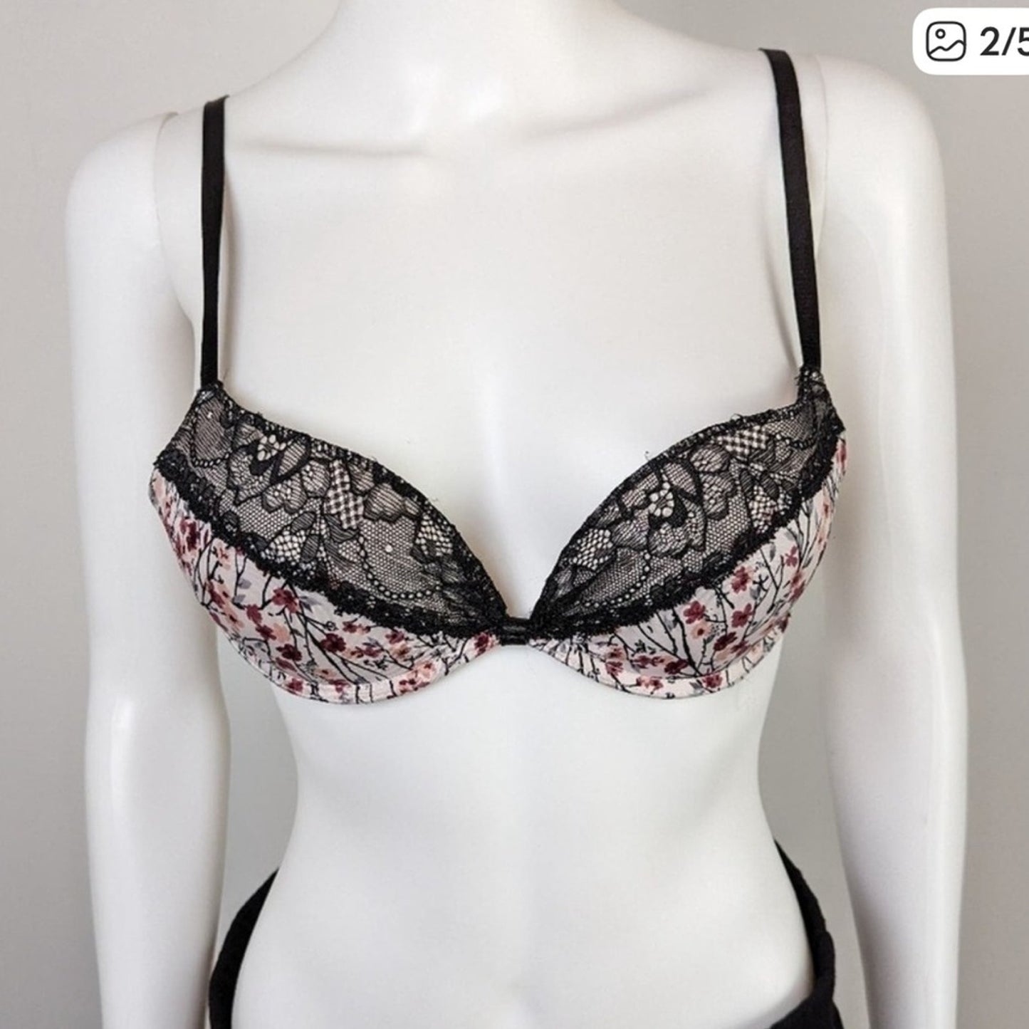 Marilyn Monroe Black and Red Lace Bra