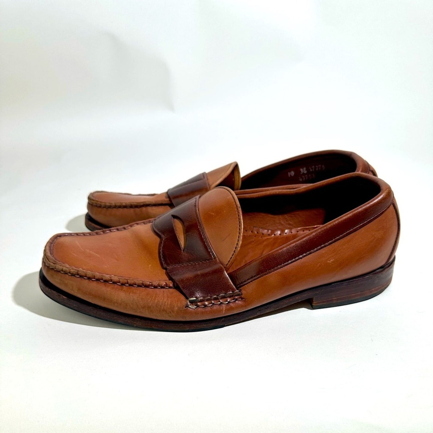 Allen Edmonds Burke Penny Loafers - 10