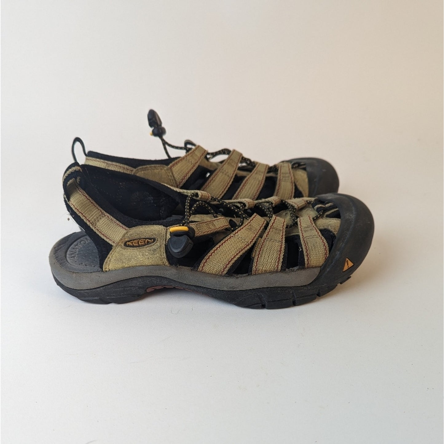 Keen Newport H2 Bison 6 W- 8 M