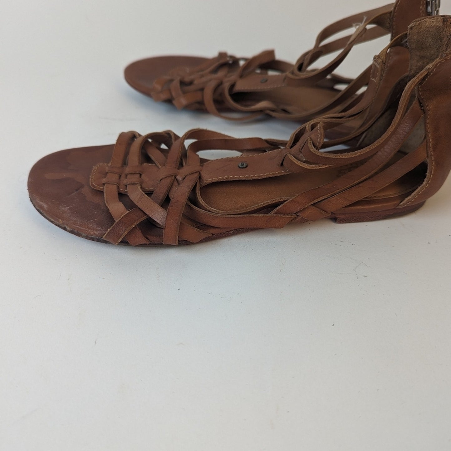 UGG Gladiator Sandals - 7