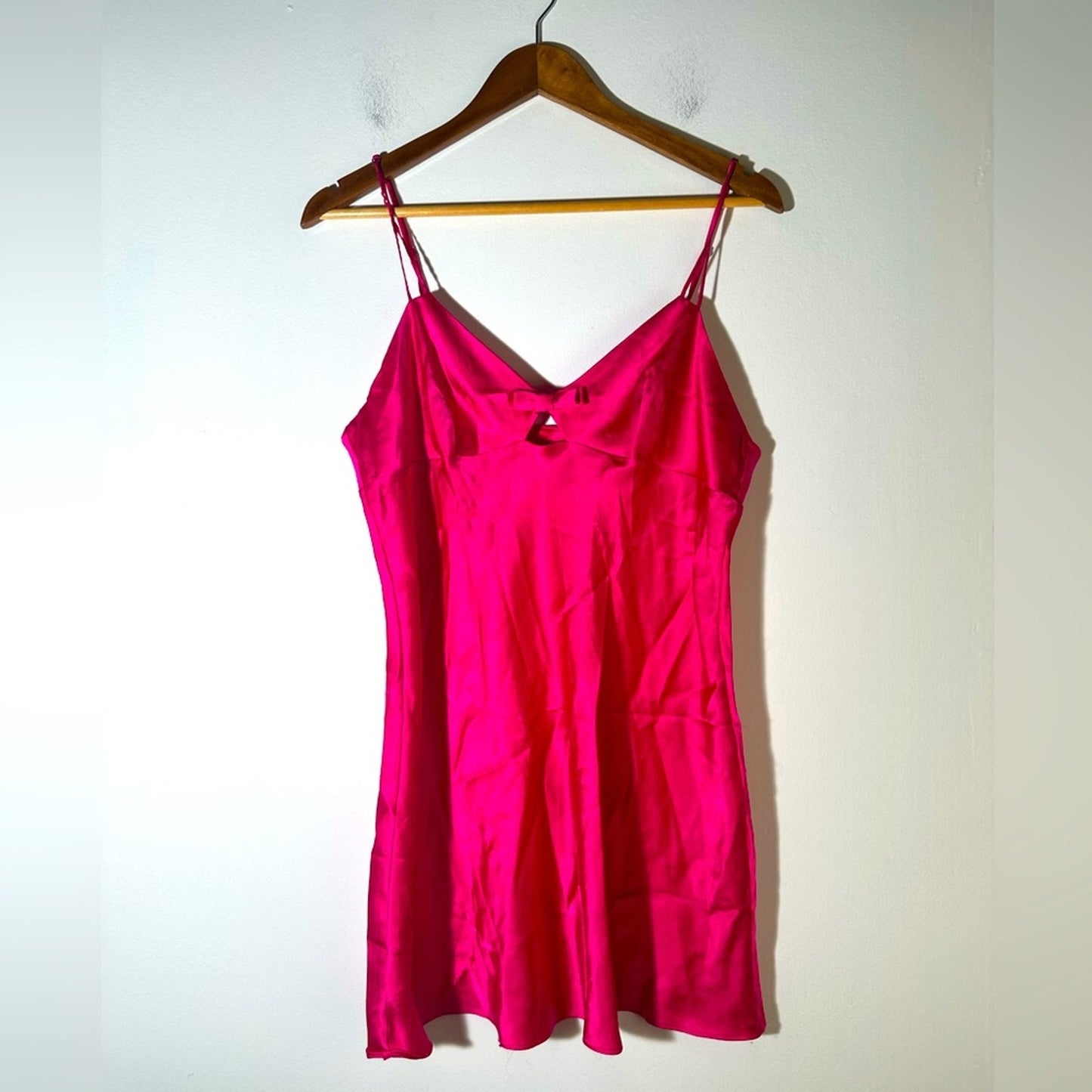 Victorias Secret Chic Fuchsia Satin Chemise