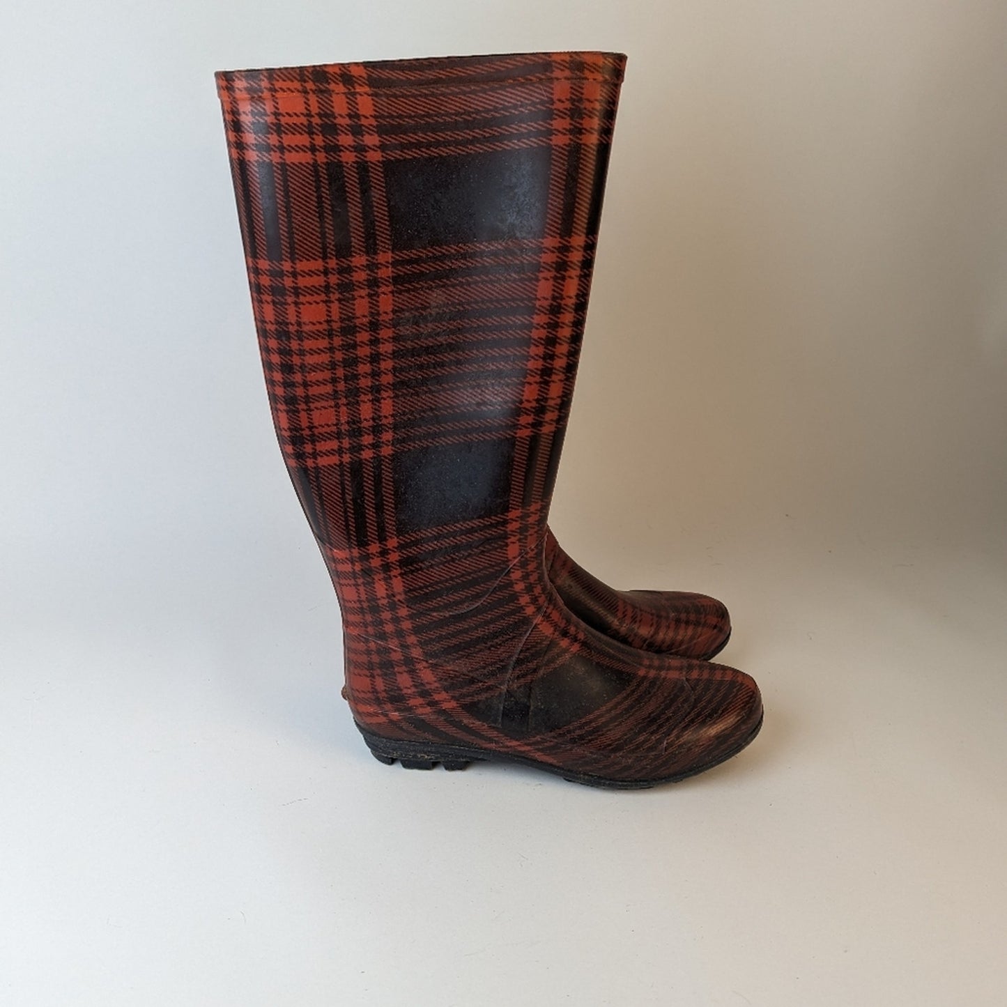 Red Plaid Rain Boots - 9