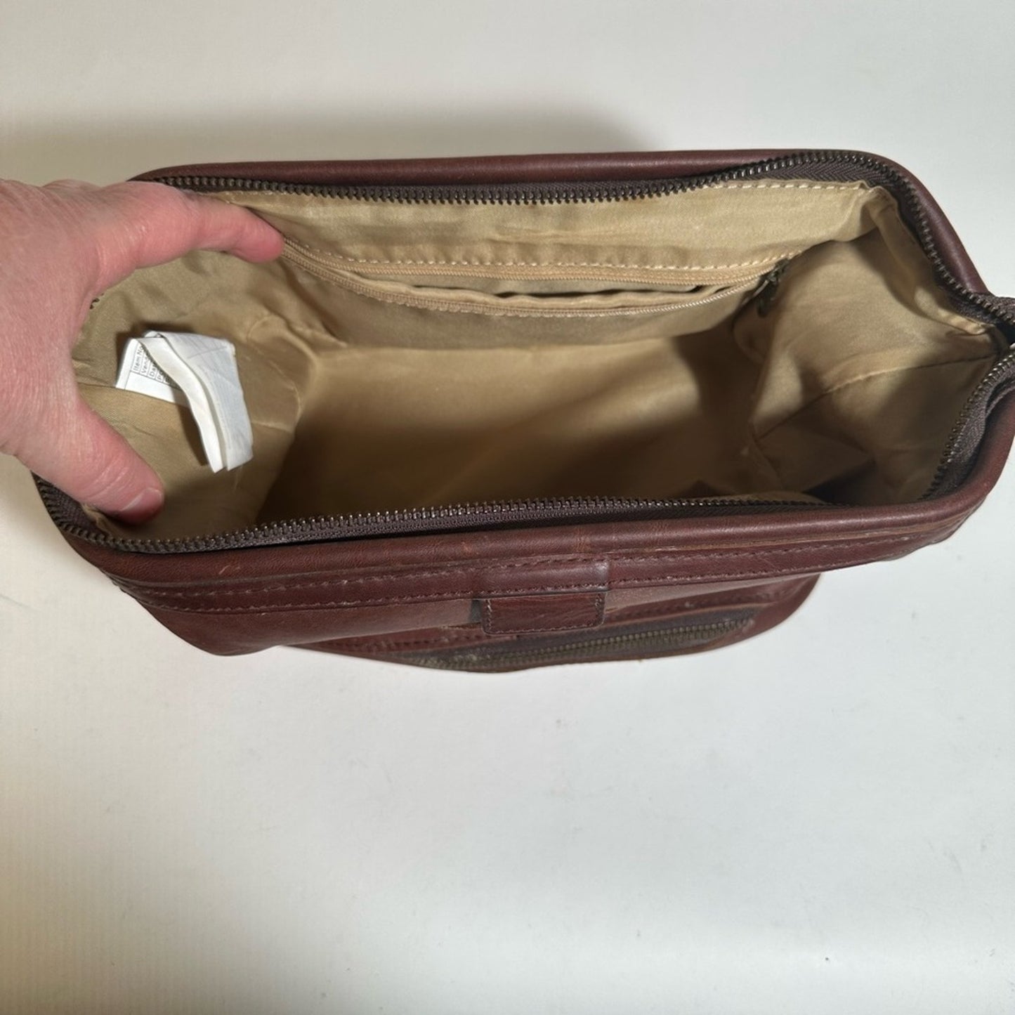 Vintage Bob Timberlake Leather Shaving Bag