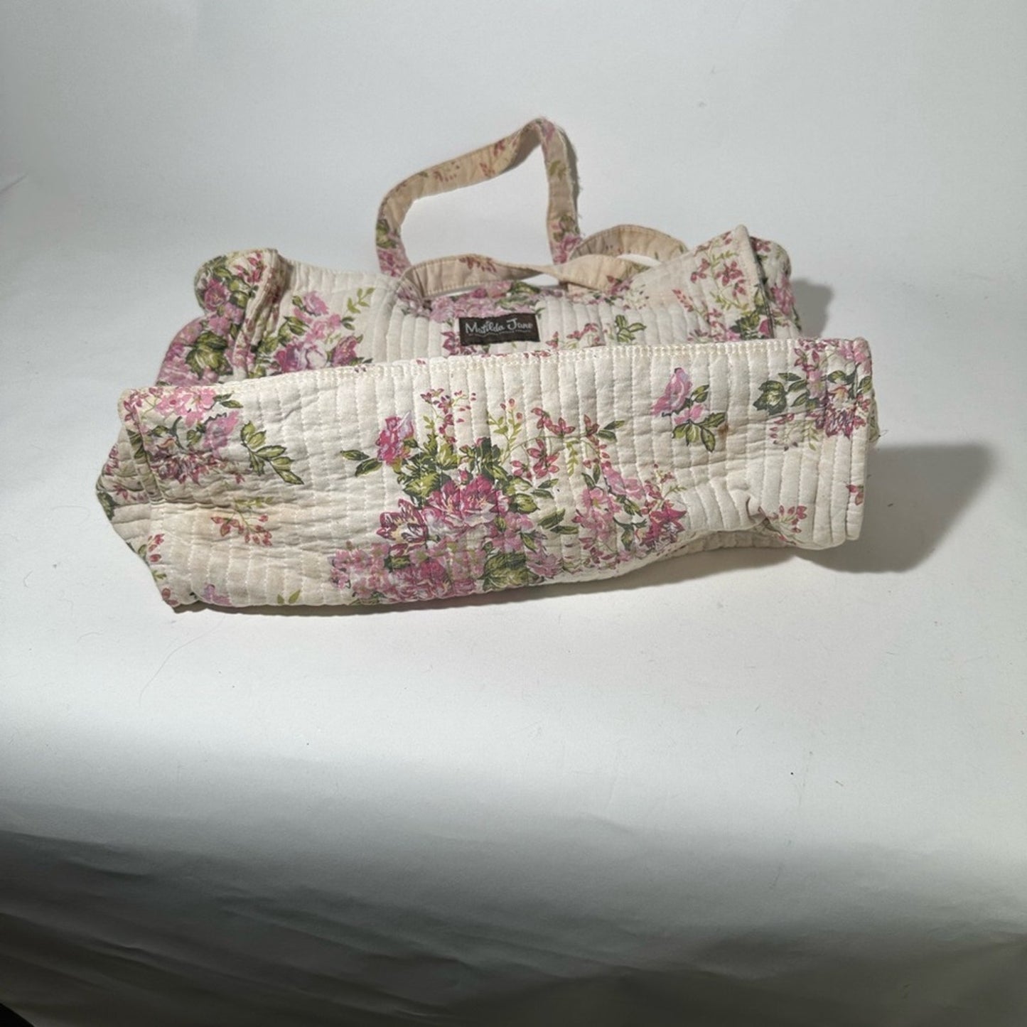 Elegant Cream and Pink Floral Tote Bag with Quilted Design