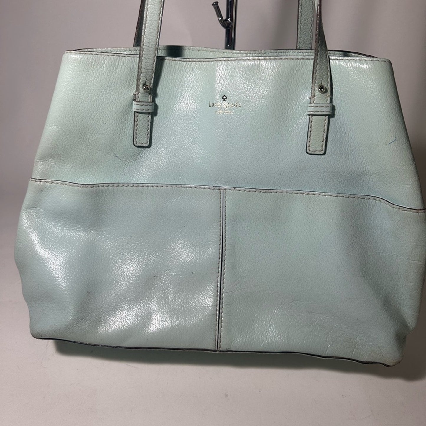 Kate Spade Green Leather Tote with Structured Design