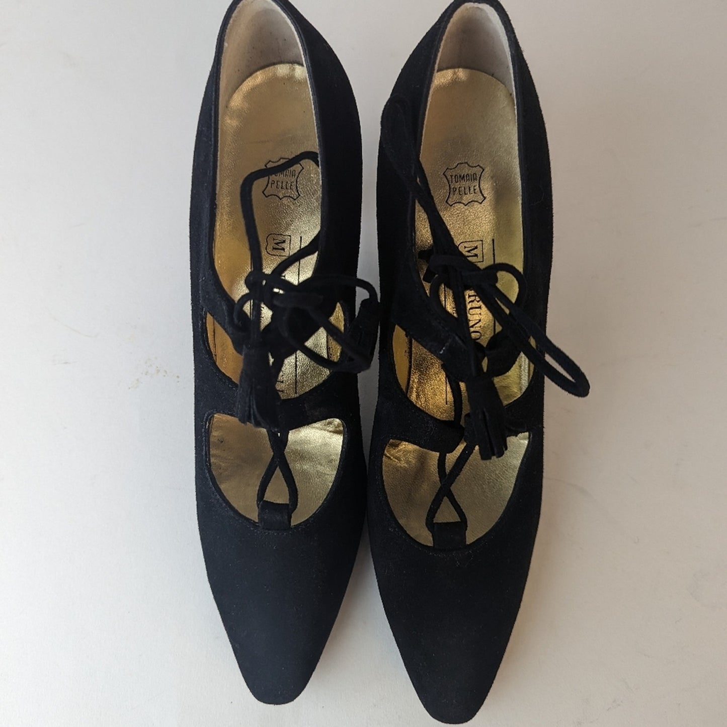 Bruno Magli Tamaia Maglia Black Suede Shoes / 6.5 AAA