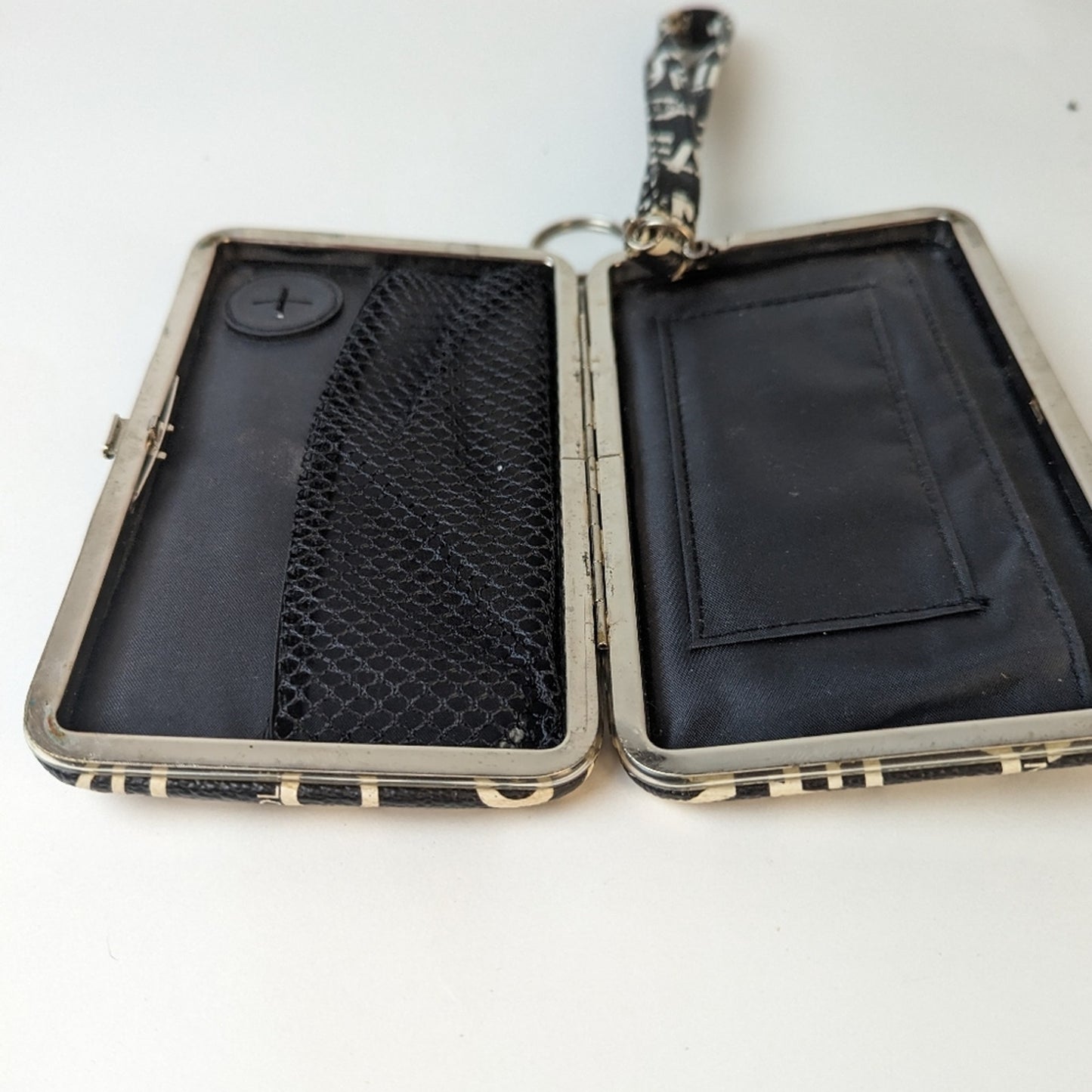 Kenneth Cole Reaction Clutch Wristlet