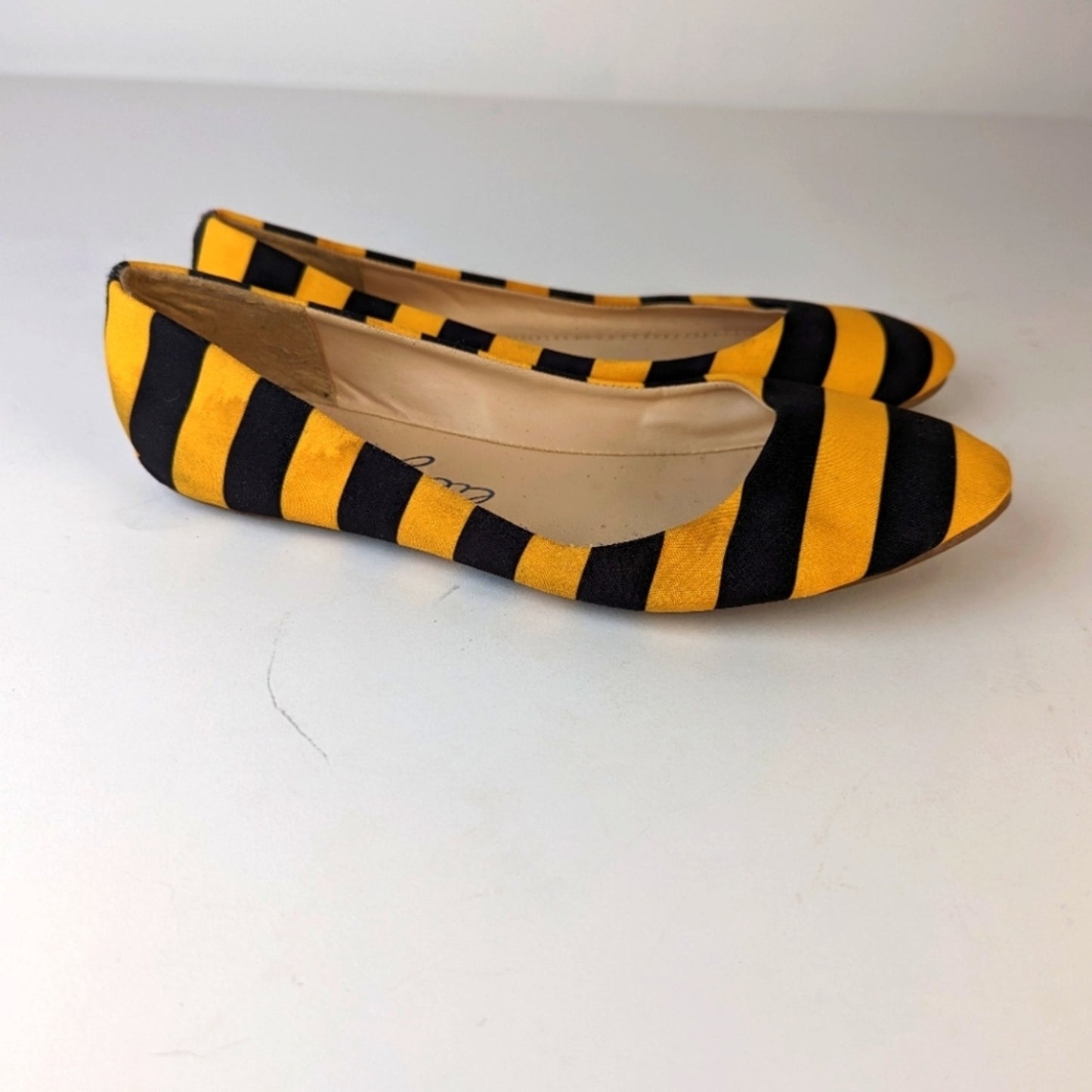 Lillybee Black & Vegas Gold Striped Ballet Shoes - 10