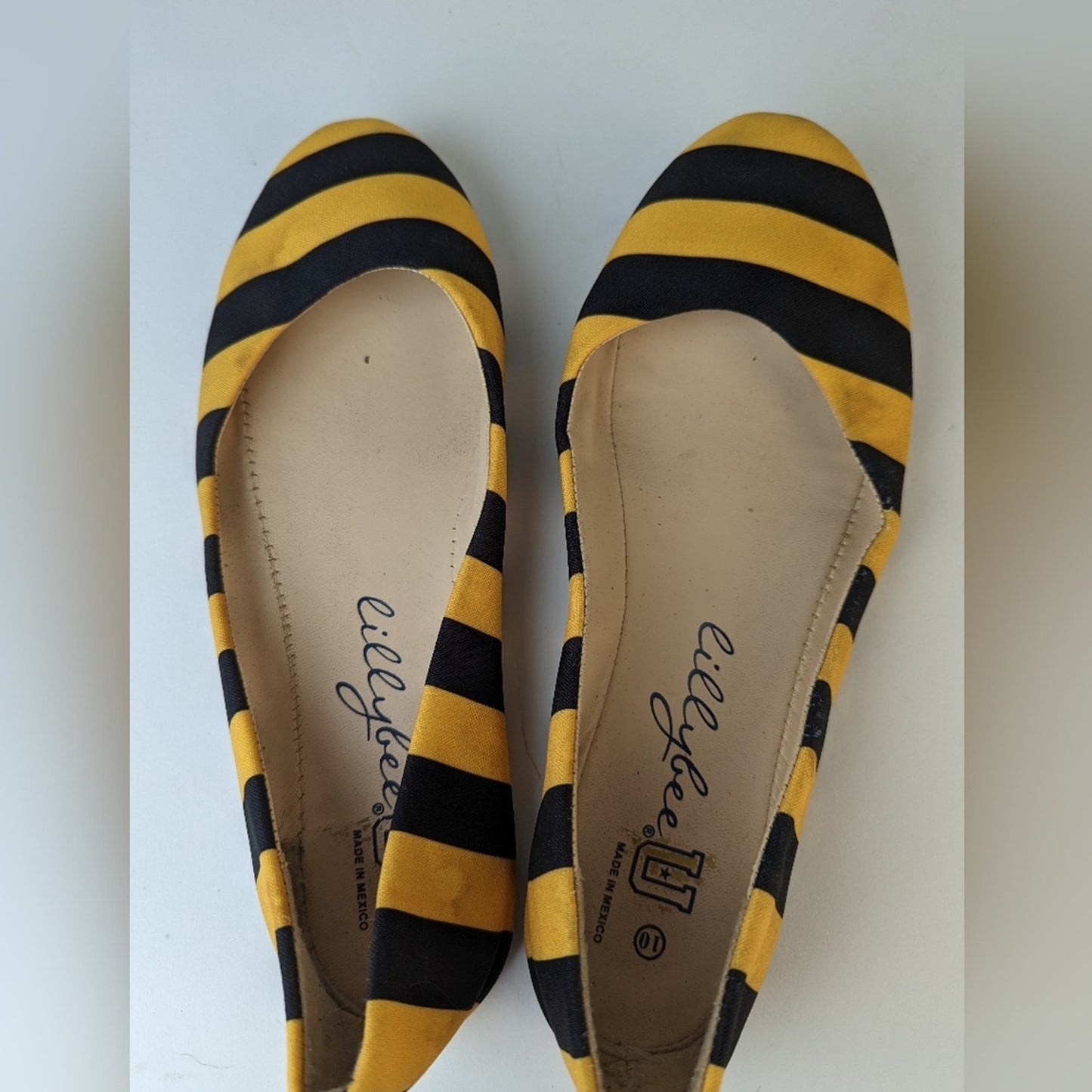 Lillybee Black & Vegas Gold Striped Ballet Shoes - 10