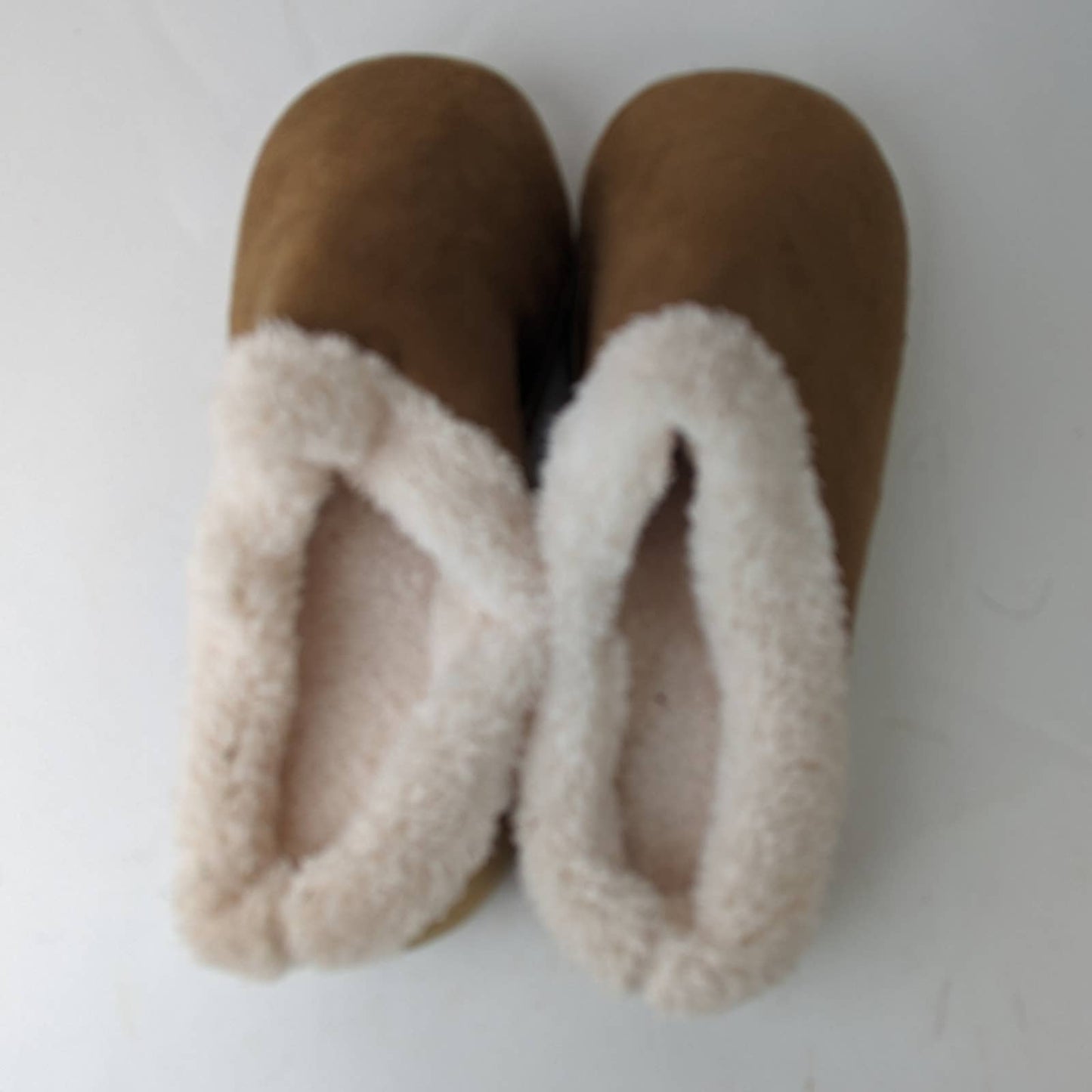 NWOT Bedroom Slippers 8