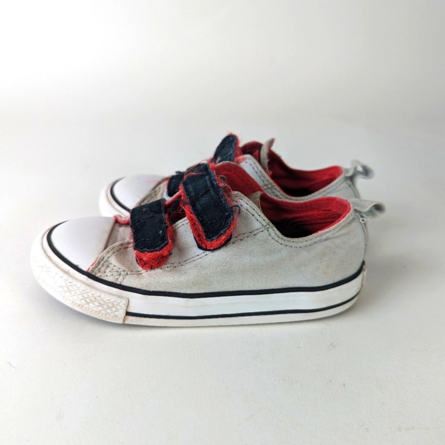 Converse Kid's Chuck Taylor All Star 2V Sneaker -8