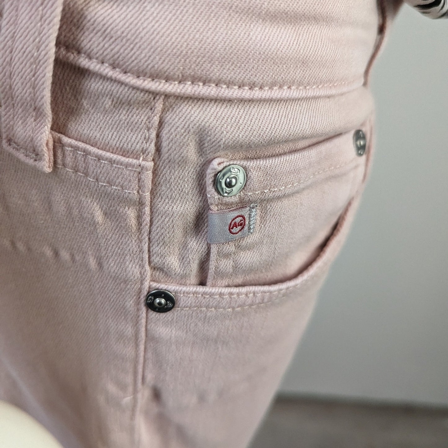 AG The Abbey Mid Rise Skinny Jeans - 30 R
