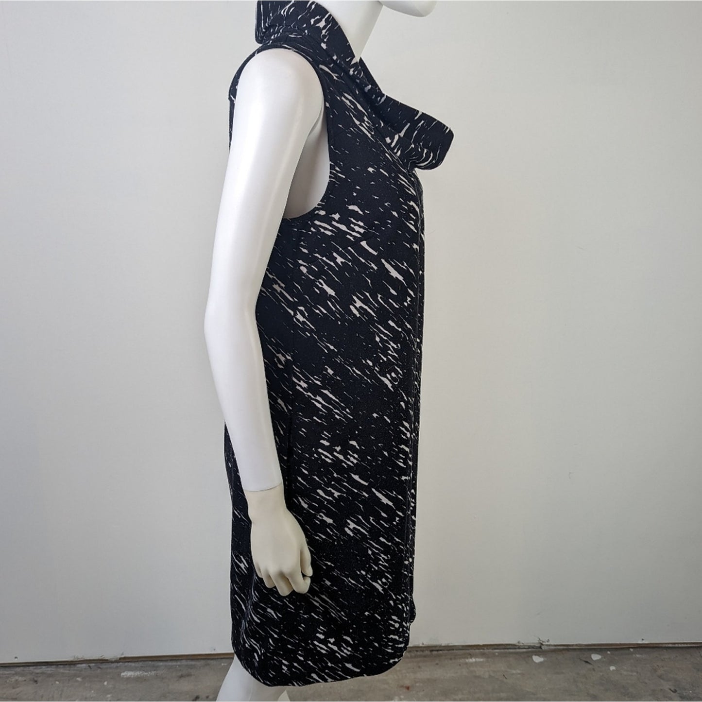 Calvin Klein Abstract Dress M
