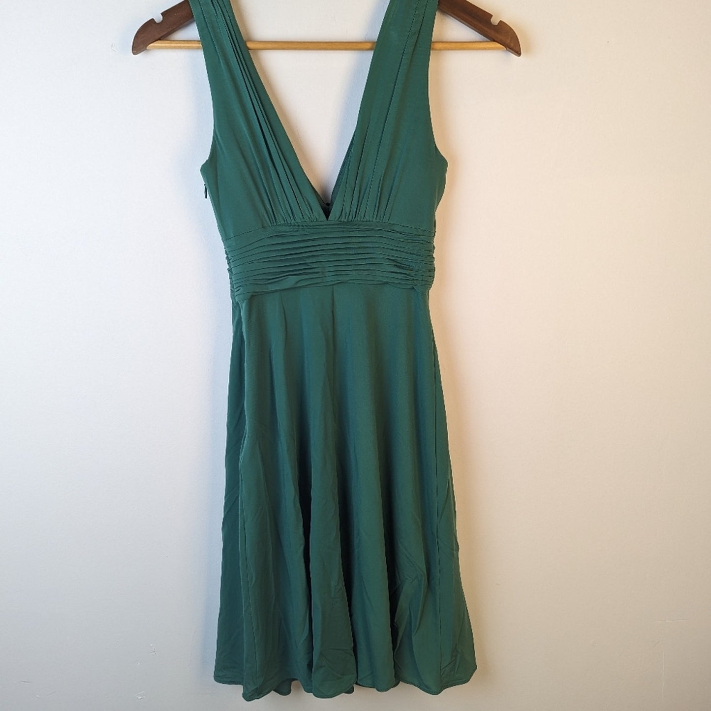BCBG MaxAzria Green Dress - XXS