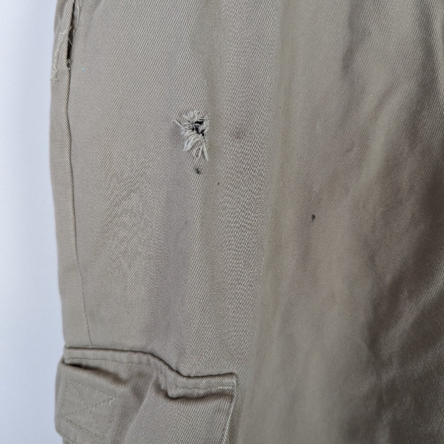 Clearwater Outfitters Men's Khaki Cargo Pants 34 x 32