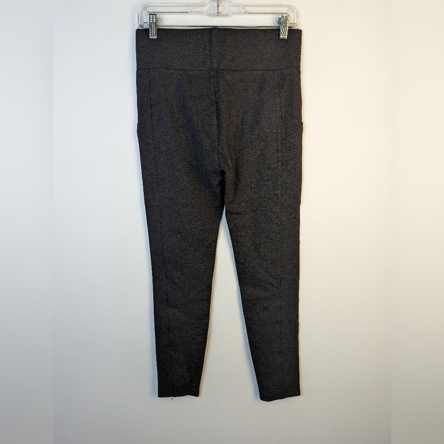 Lou & Grey Pointe Pocket Leggings / Medium