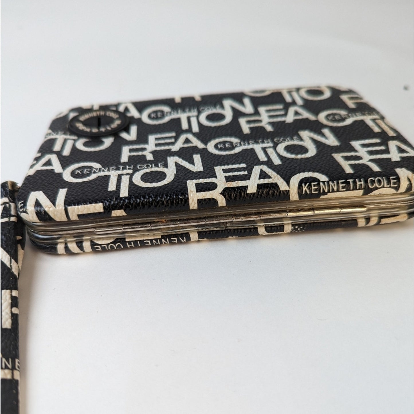 Kenneth Cole Reaction Clutch Wristlet