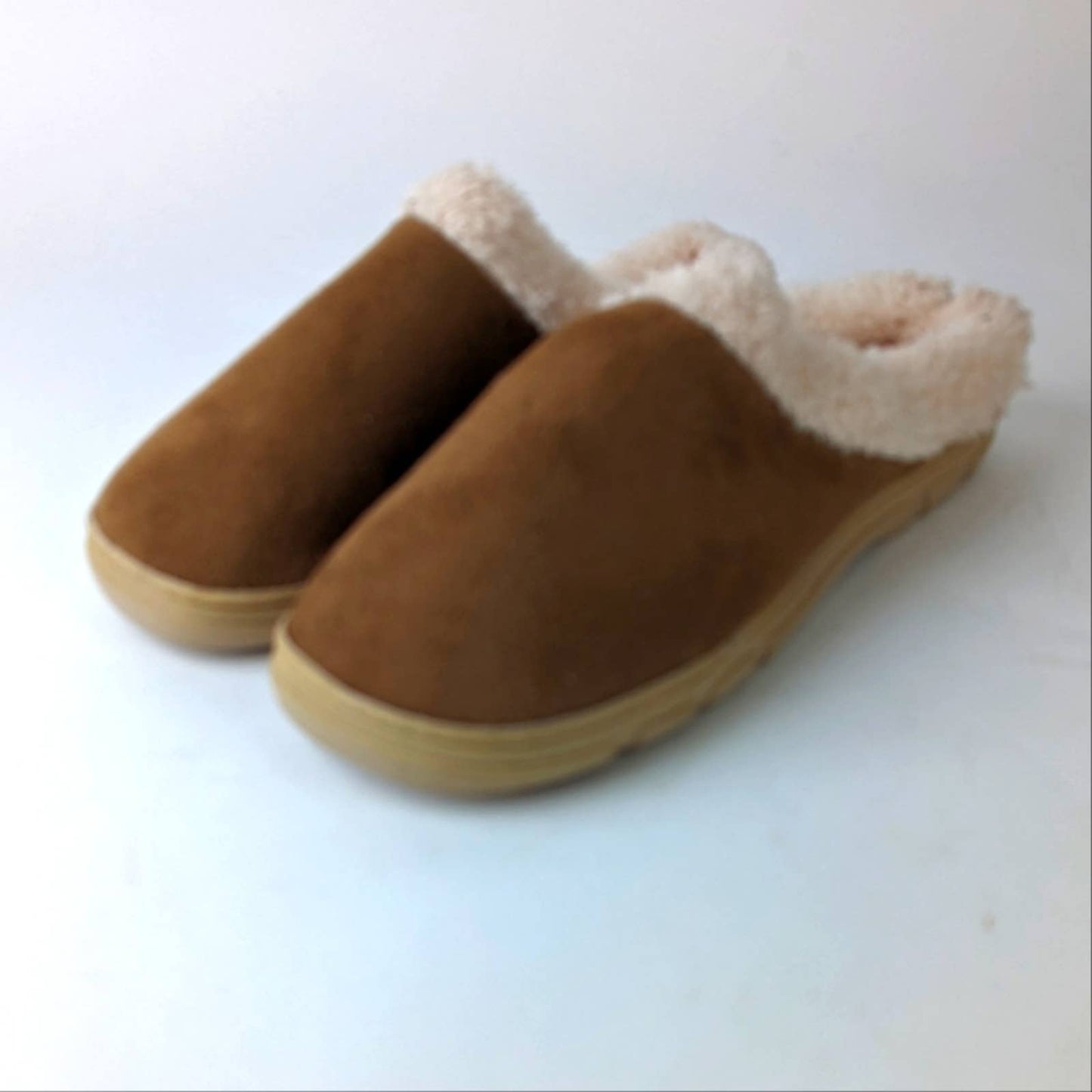 NWOT Bedroom Slippers 8