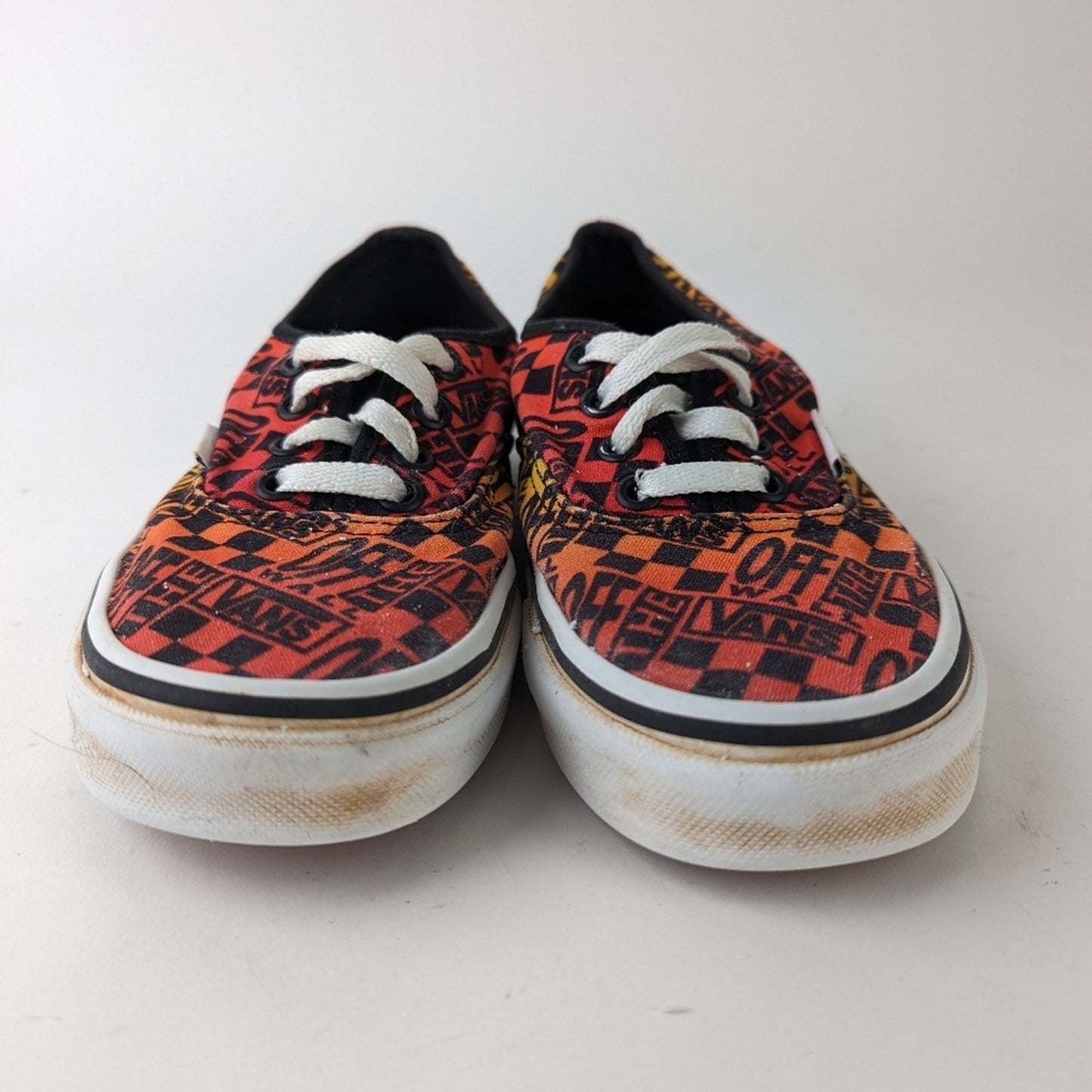 Vans Logo Flame Lace Up Sneakers 5.5