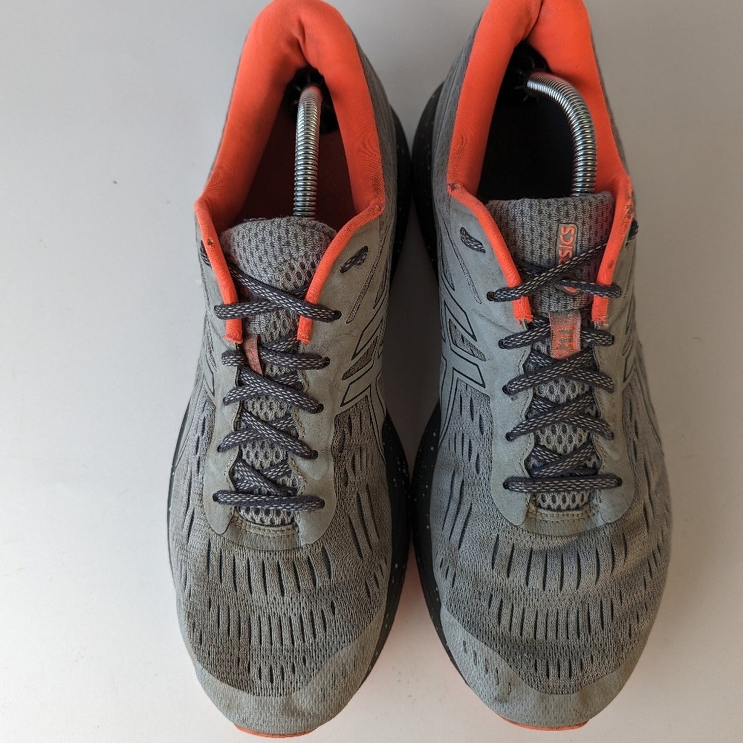 ASICS GEL- Cumulus 20 Sneaker / 13