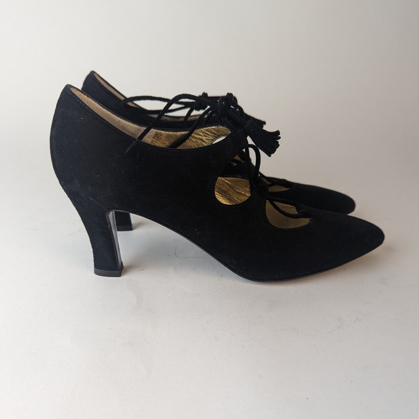 Bruno Magli Tamaia Maglia Black Suede Shoes / 6.5 AAA