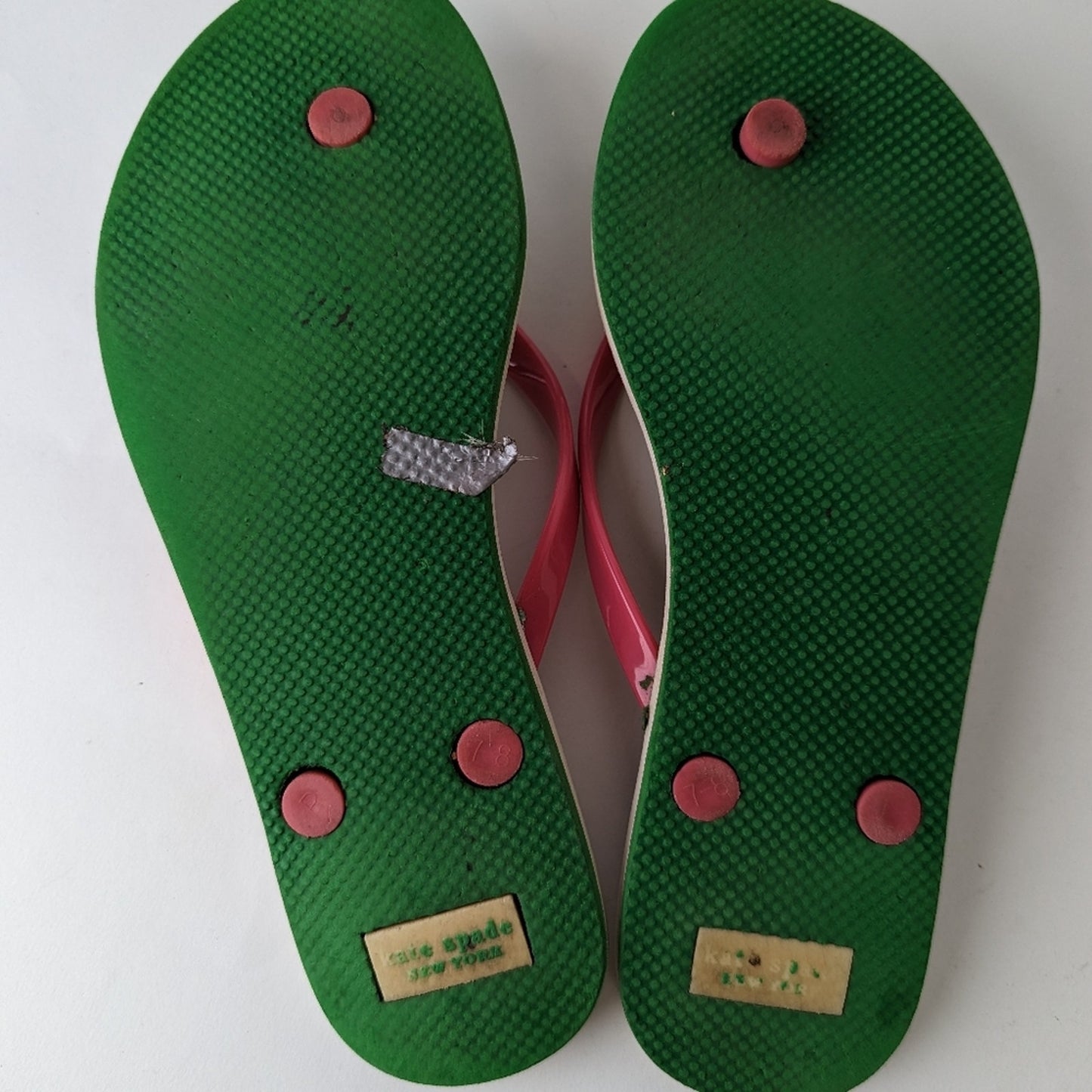 Kate Spade Kitty Flip Flops 7-8
