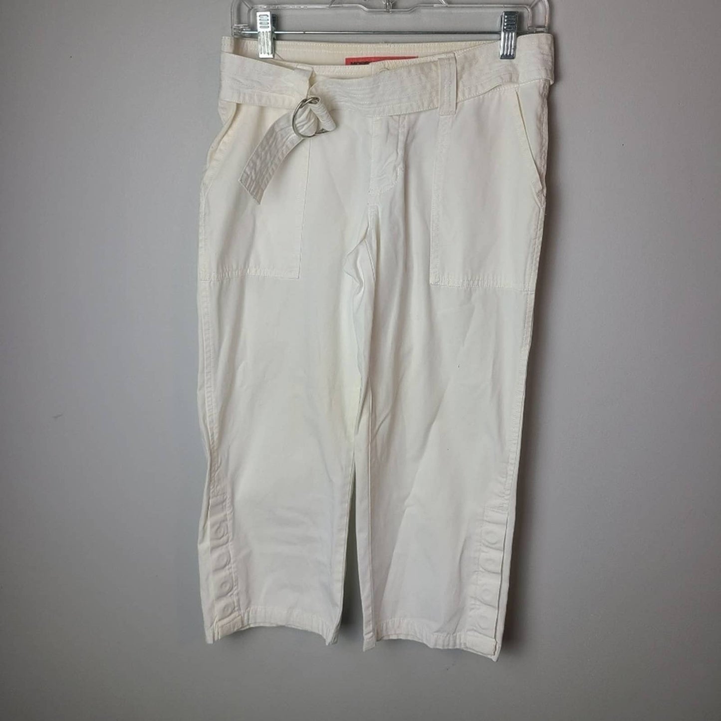 Mossimo White Cotton Capris