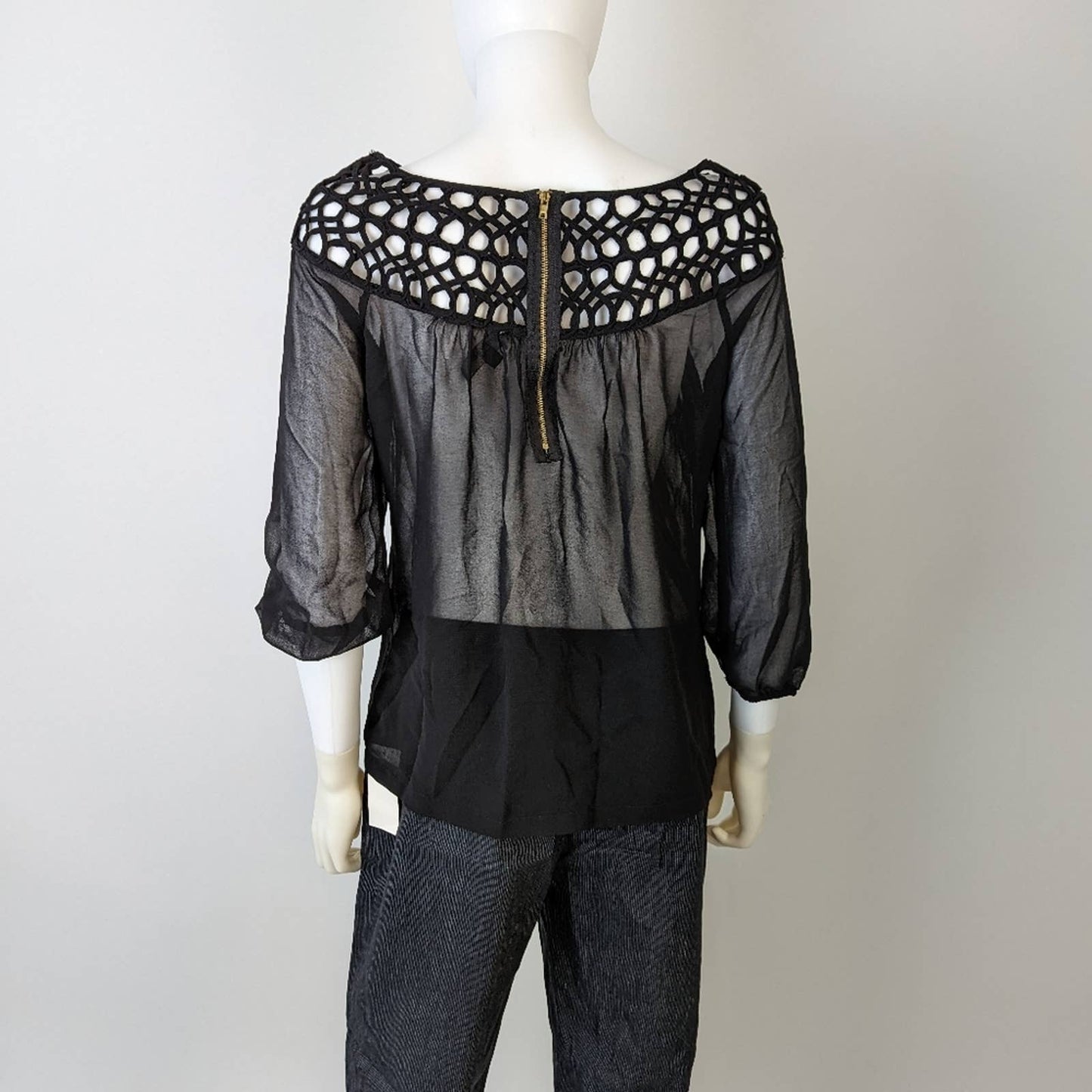 Umgee Sheer Black Top S