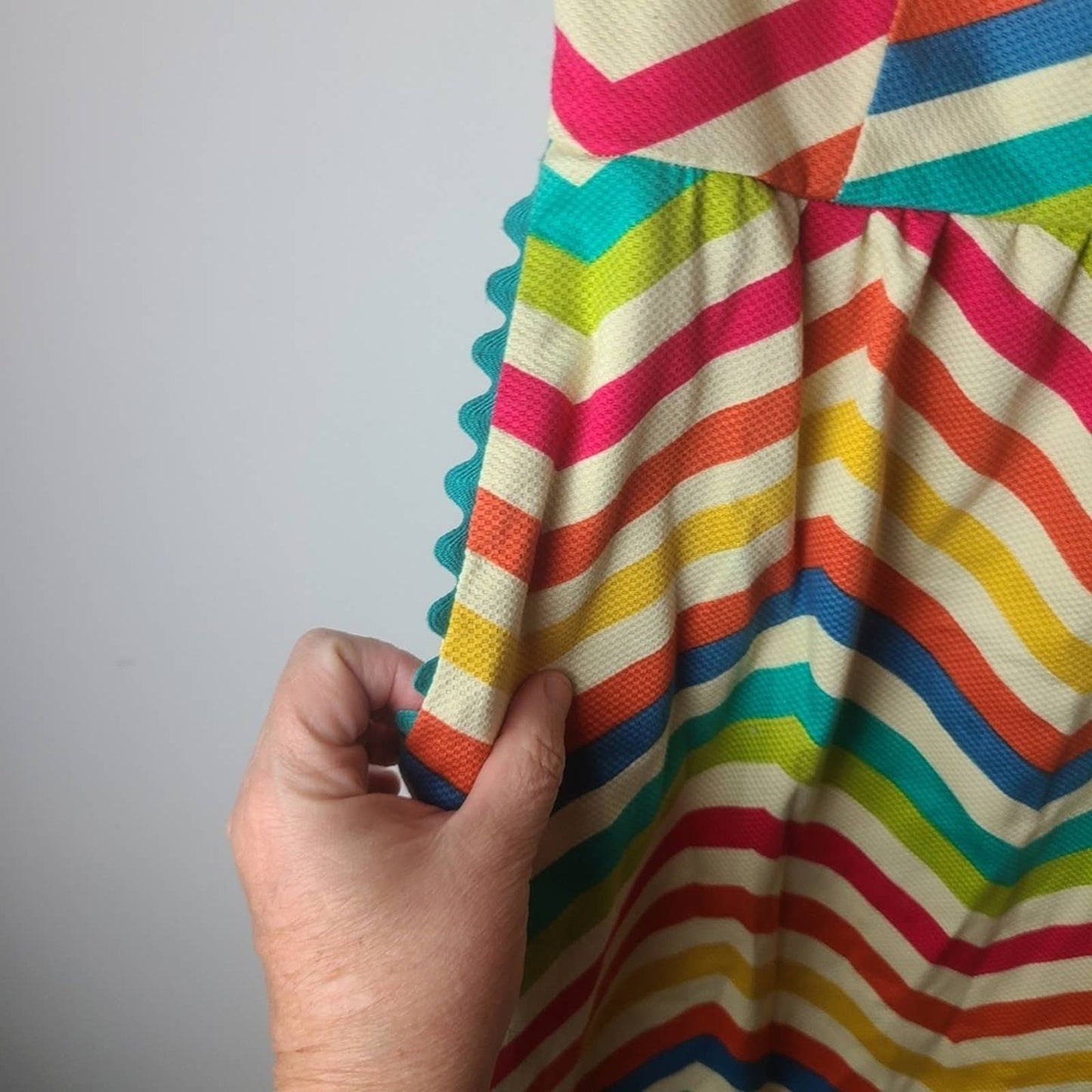 Judith March Zig Zag Sleeveless Dress