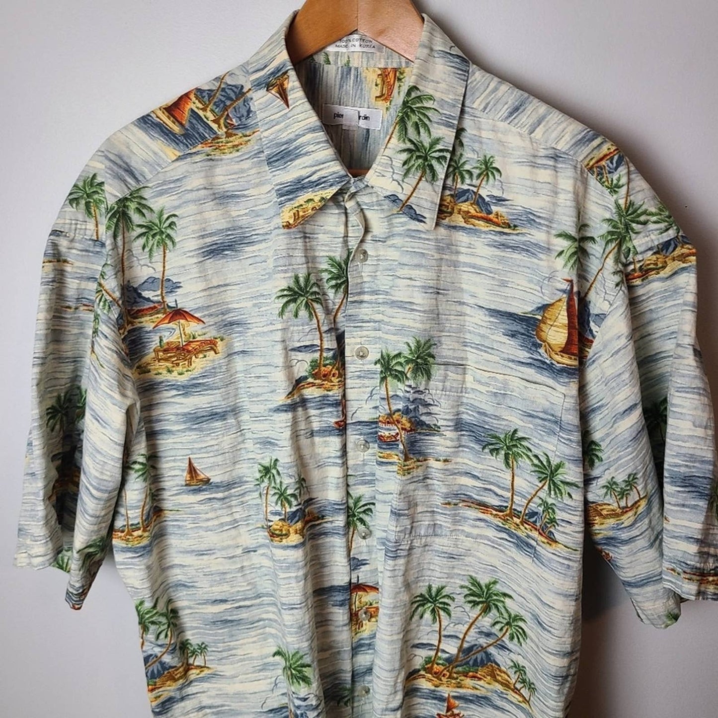 Vintage 90's Hawaiian Button down short shirt