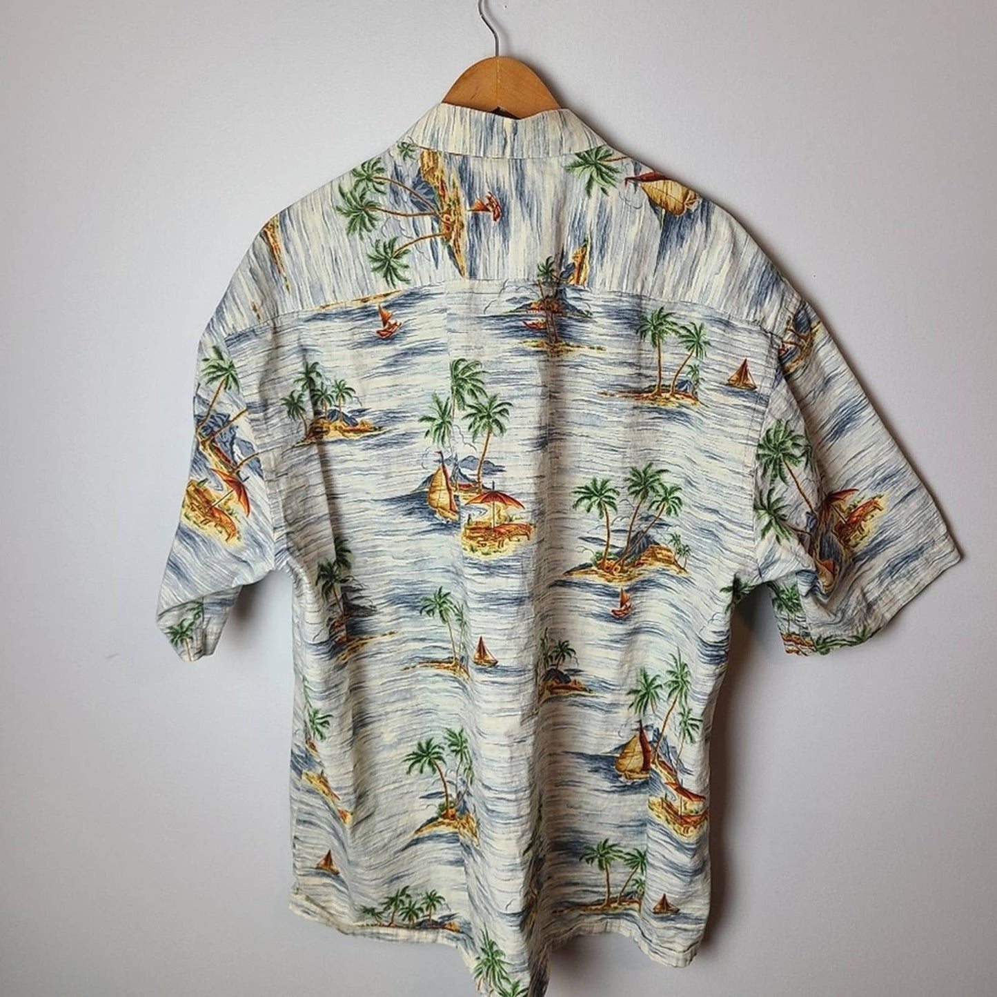 Vintage 90's Hawaiian Button down short shirt
