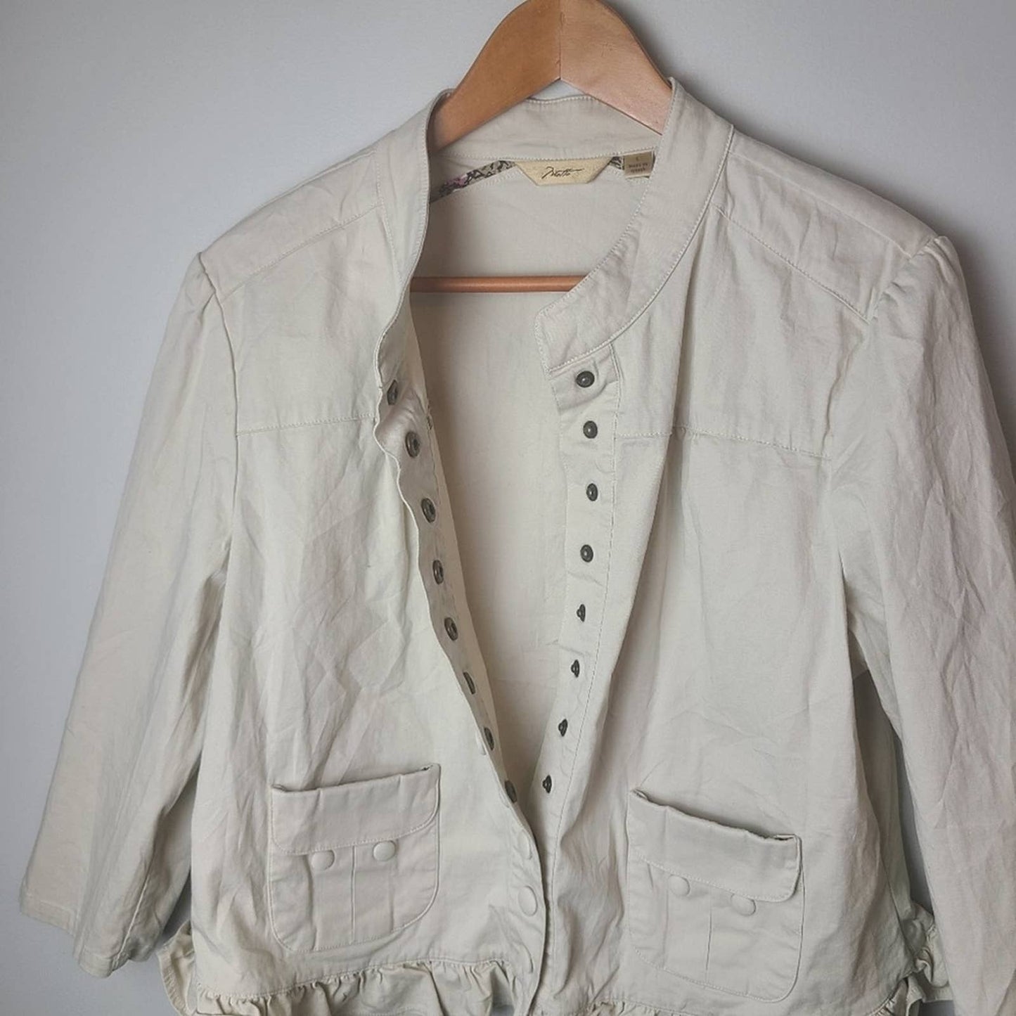 Motto Women's Ruffled Snap Jacket