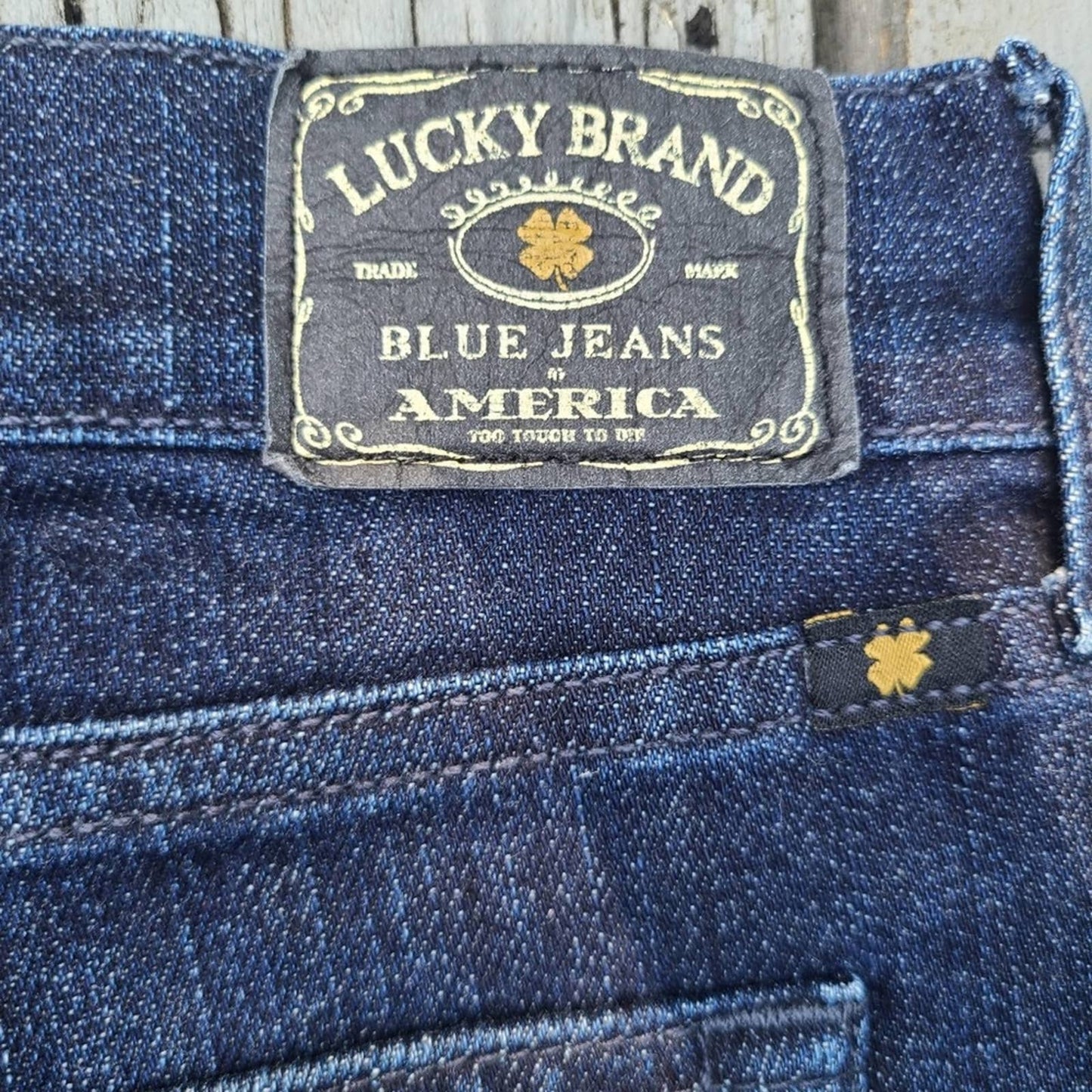 Lucky Brand Mid Rise Sweet Straight Jeans